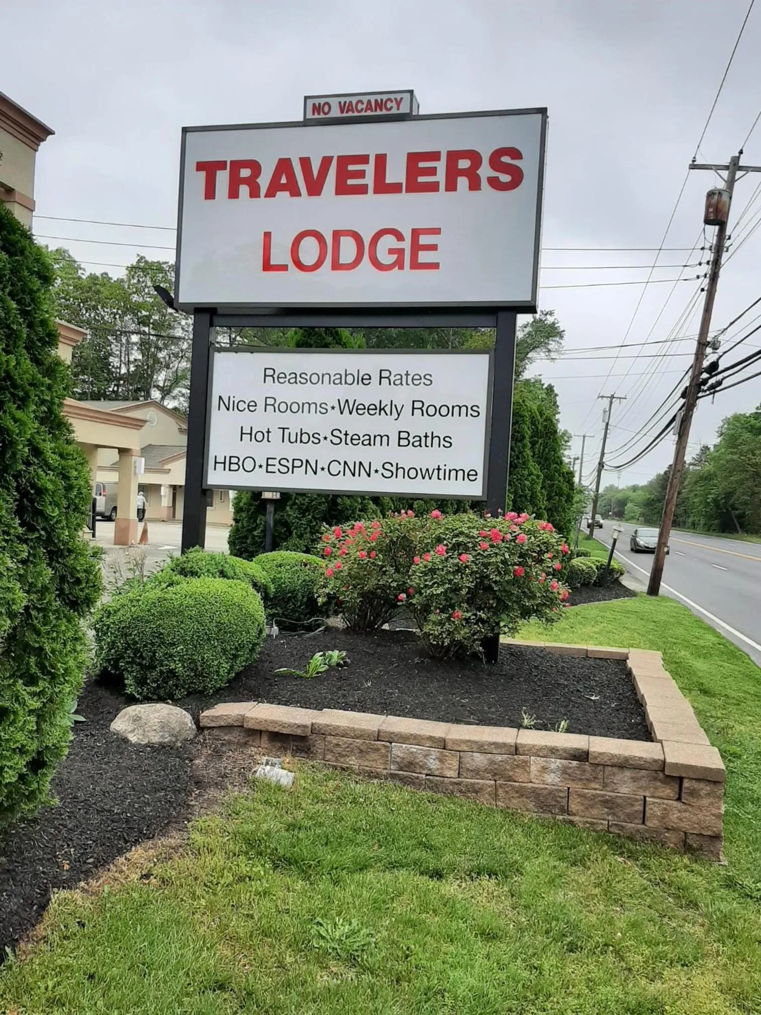Travelers Lodge