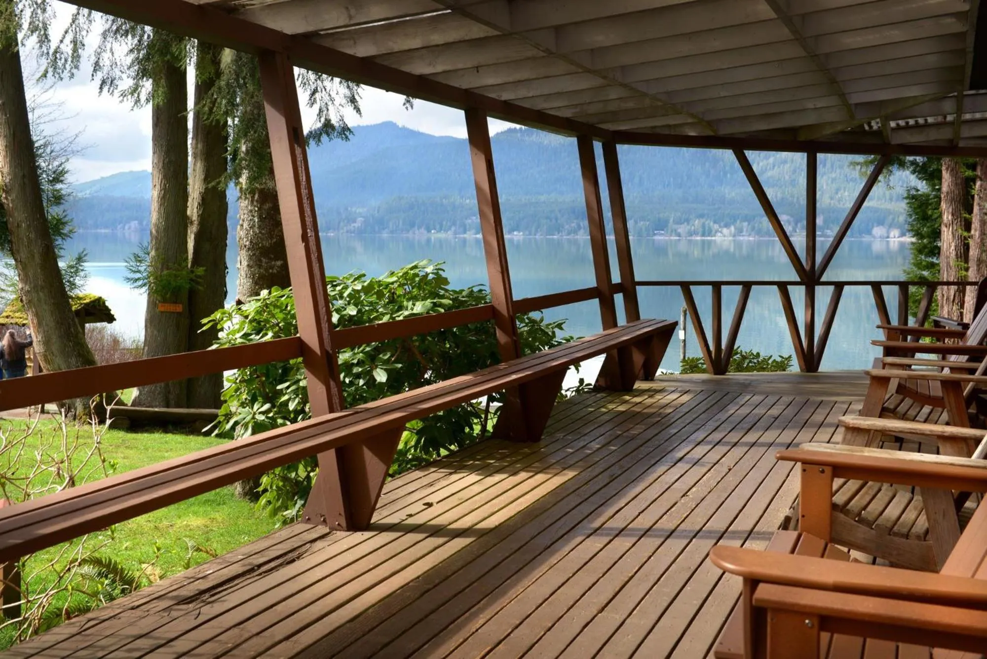 Balcony/Terrace in Lake Quinault Lodge