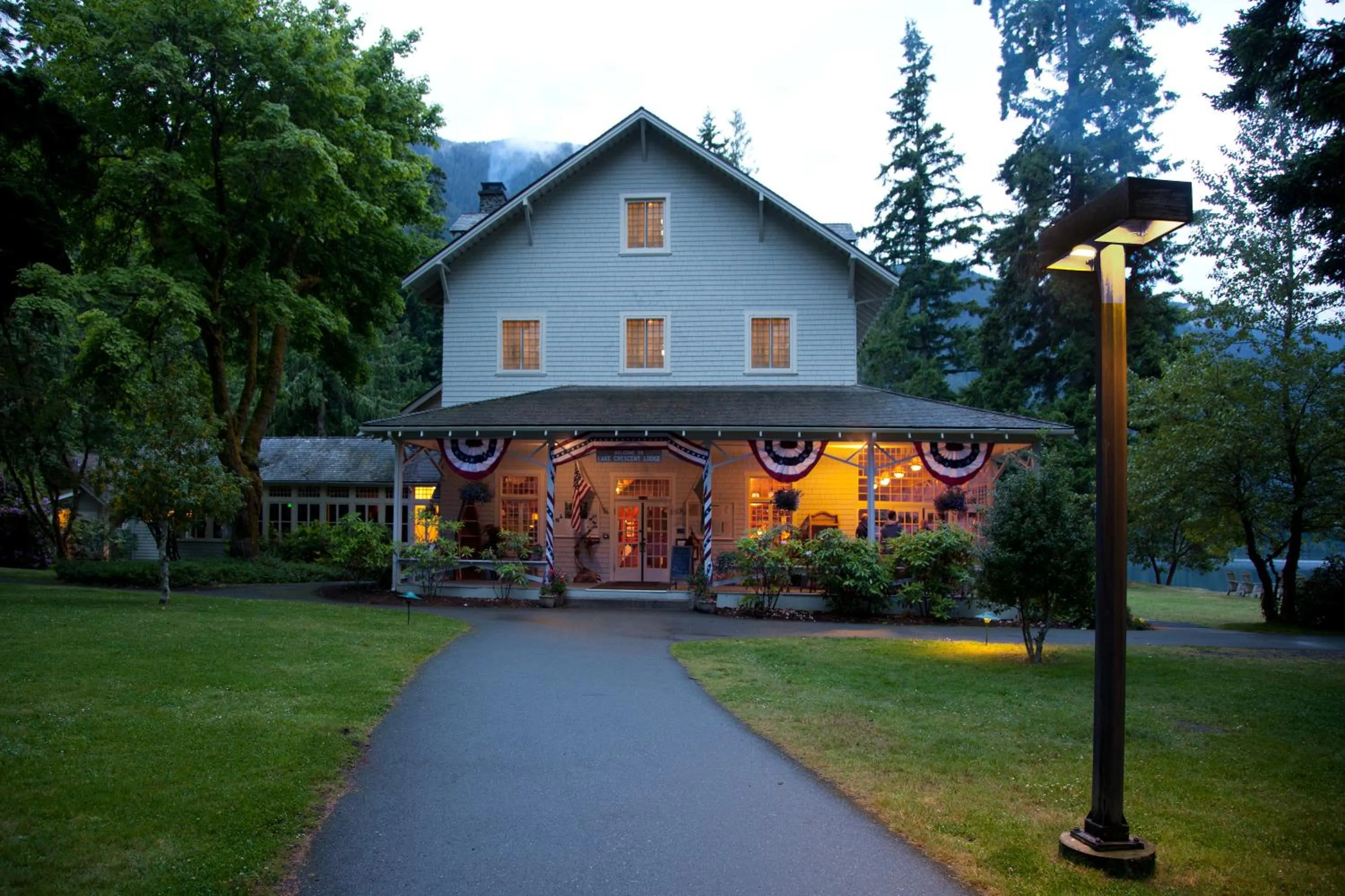 Property building in Lake Crescent Lodge