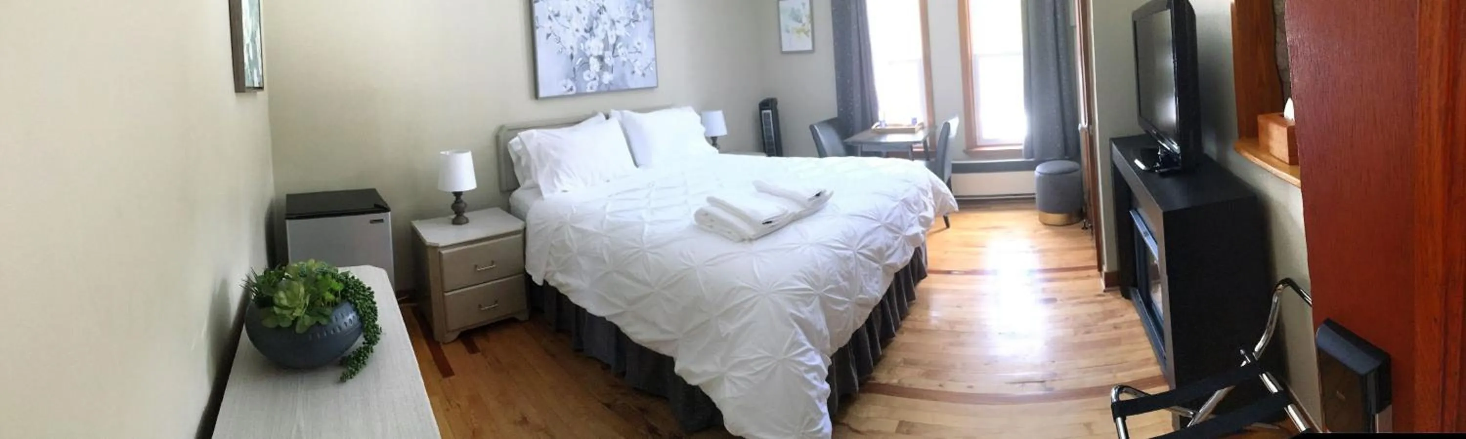 Photo of the whole room in Auberge Clos-Joli