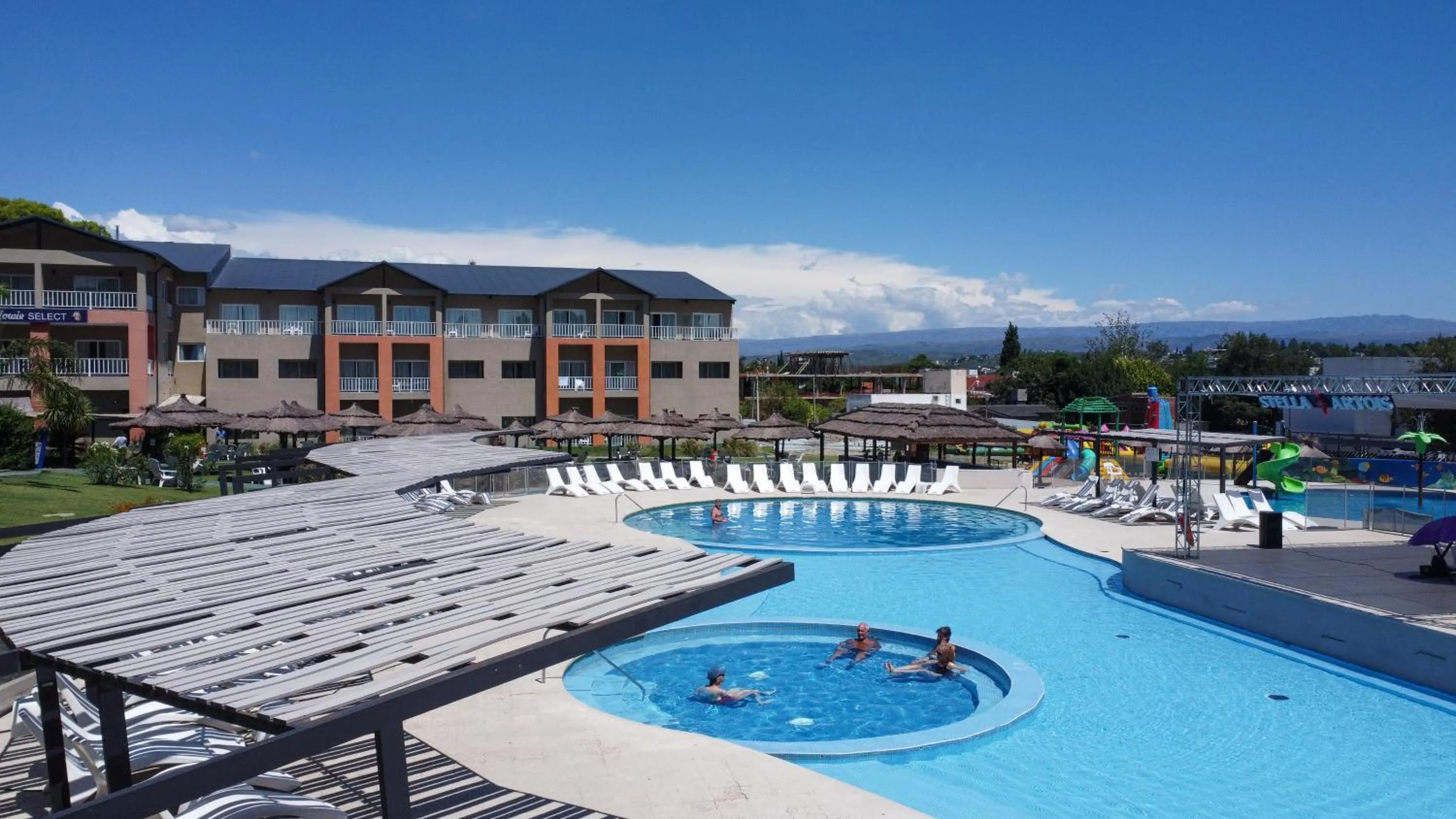 Day in Howard Johnson Plaza Villa Carlos Paz