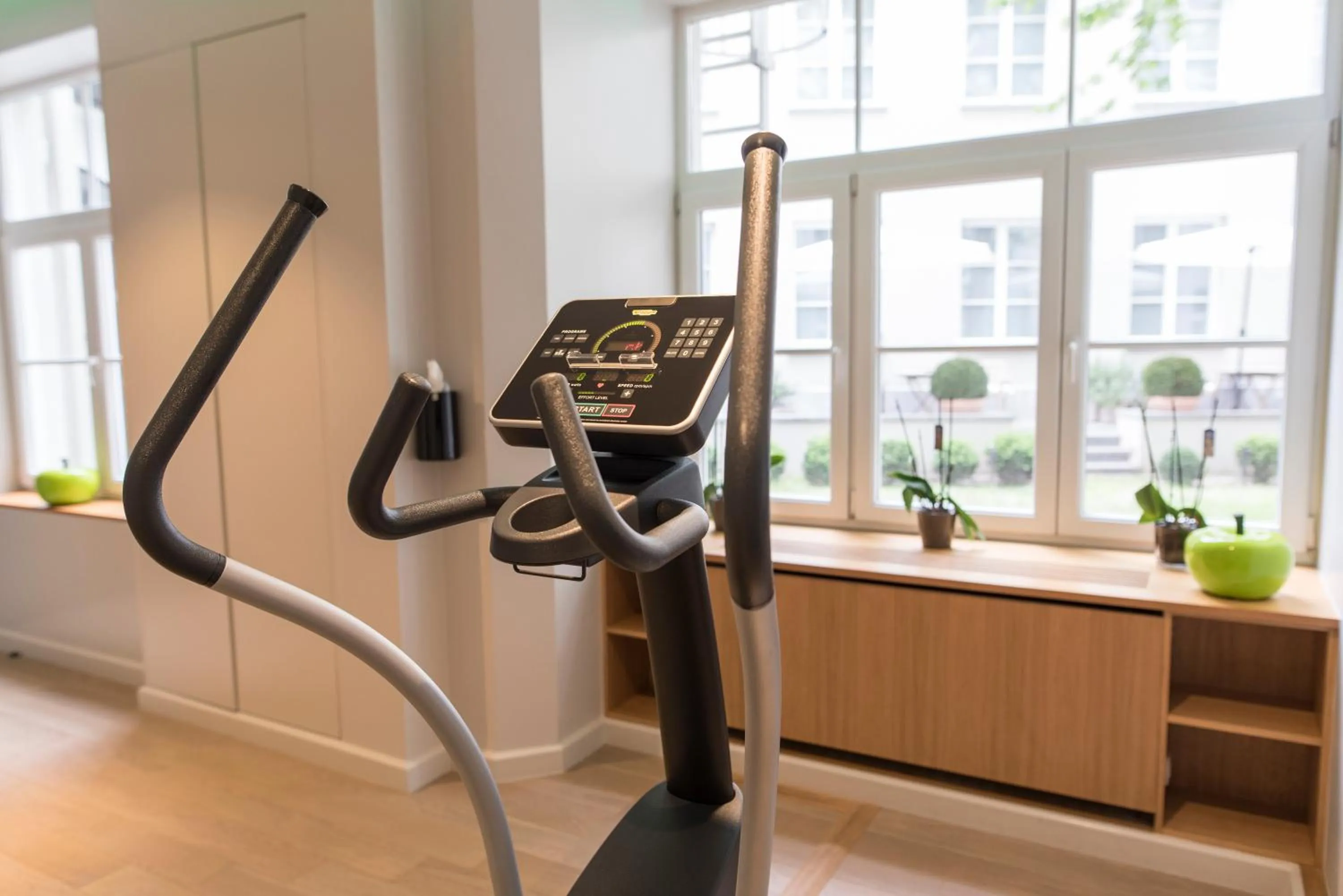 Fitness centre/facilities in Hotel le Dixseptieme