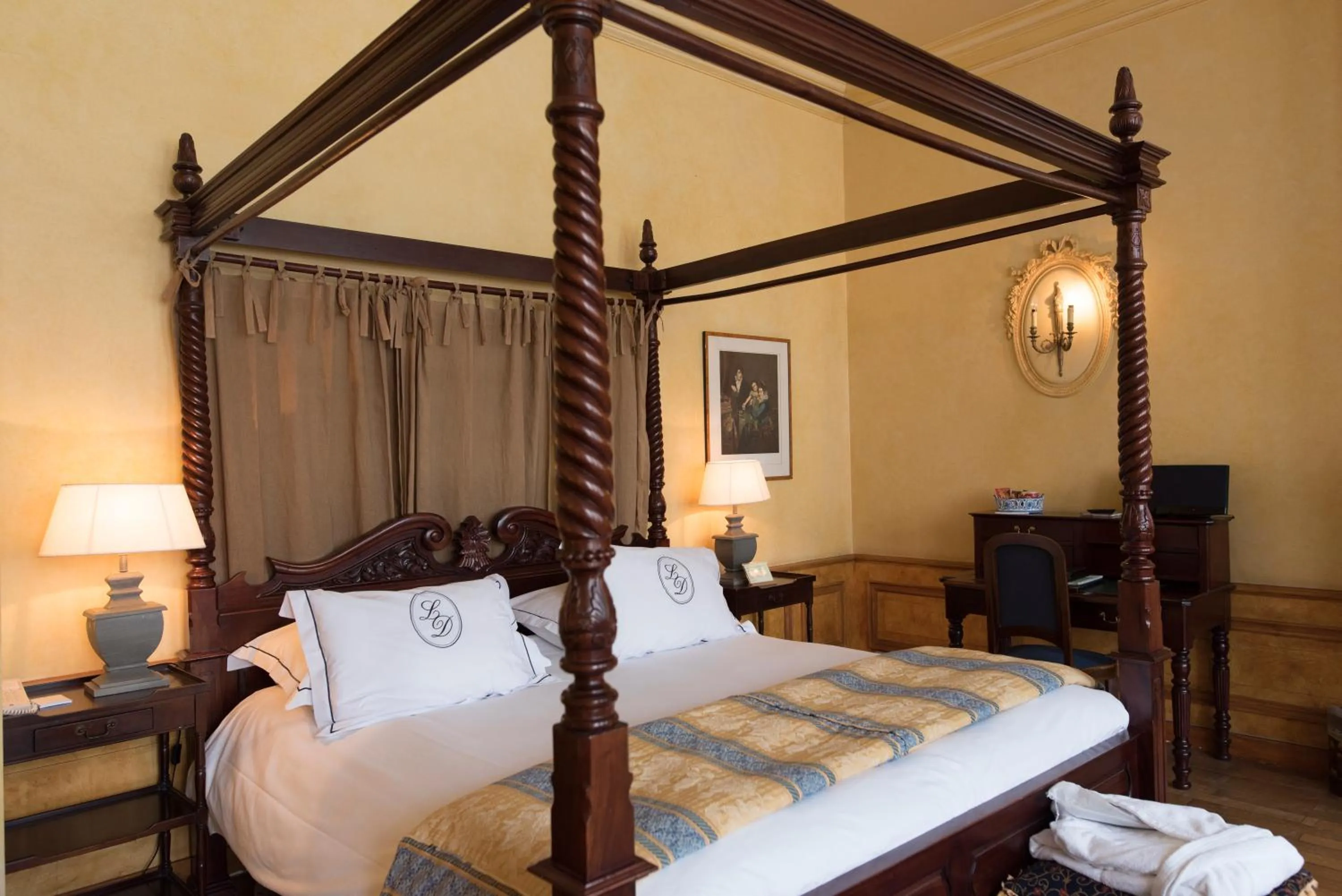 Bedroom, Bed in Hotel le Dixseptieme