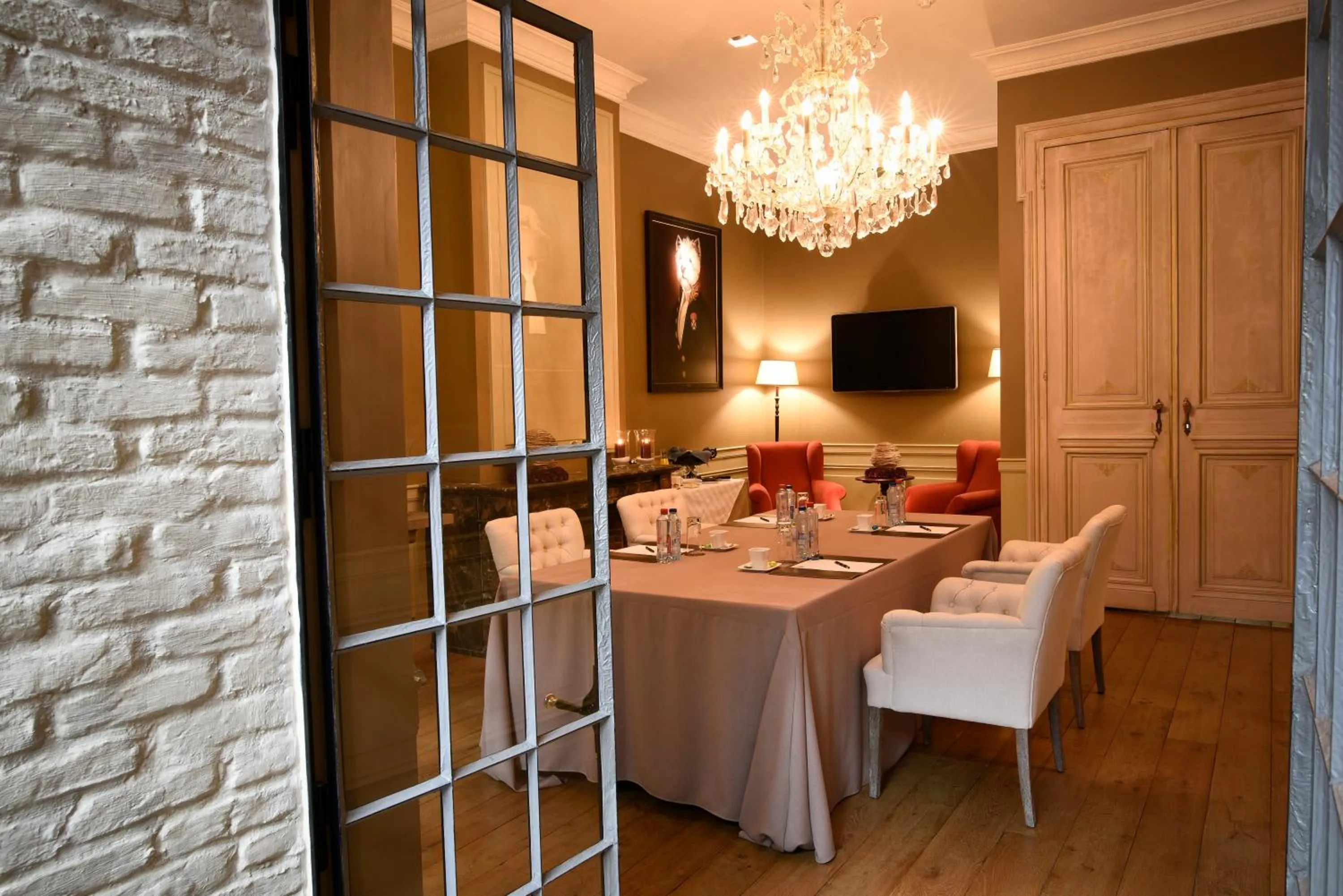 Meeting/conference room in Hotel le Dixseptieme