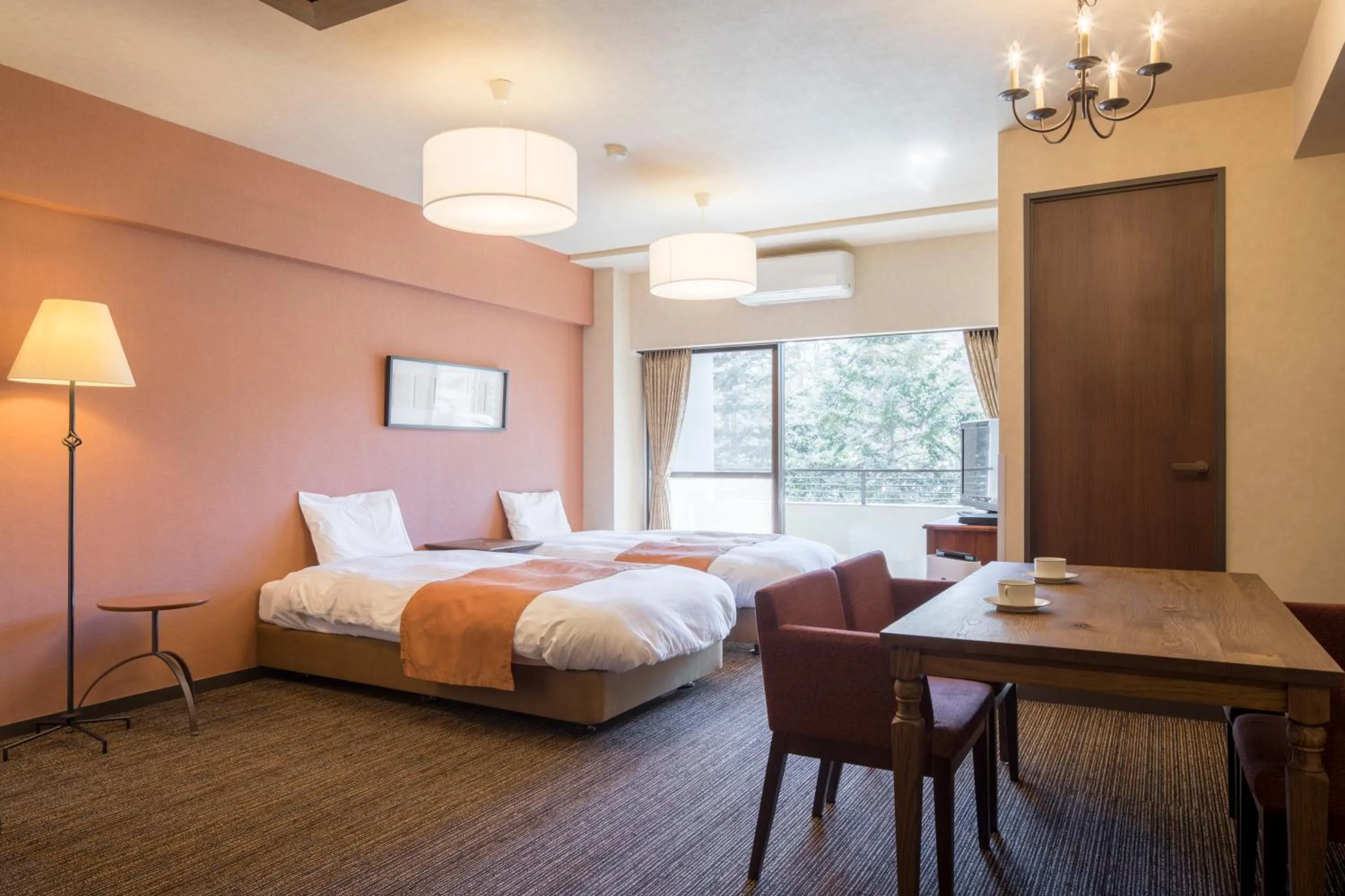 Photo of the whole room, Bed in Sundance Resort Kawaguchiko