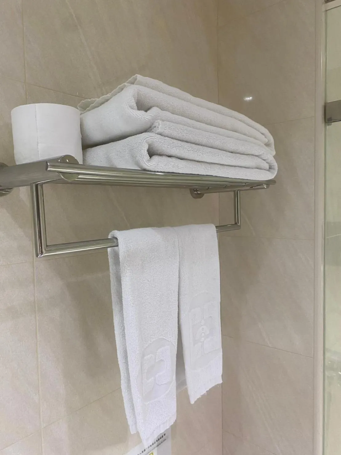 towels in The Koos Hotel Dahu