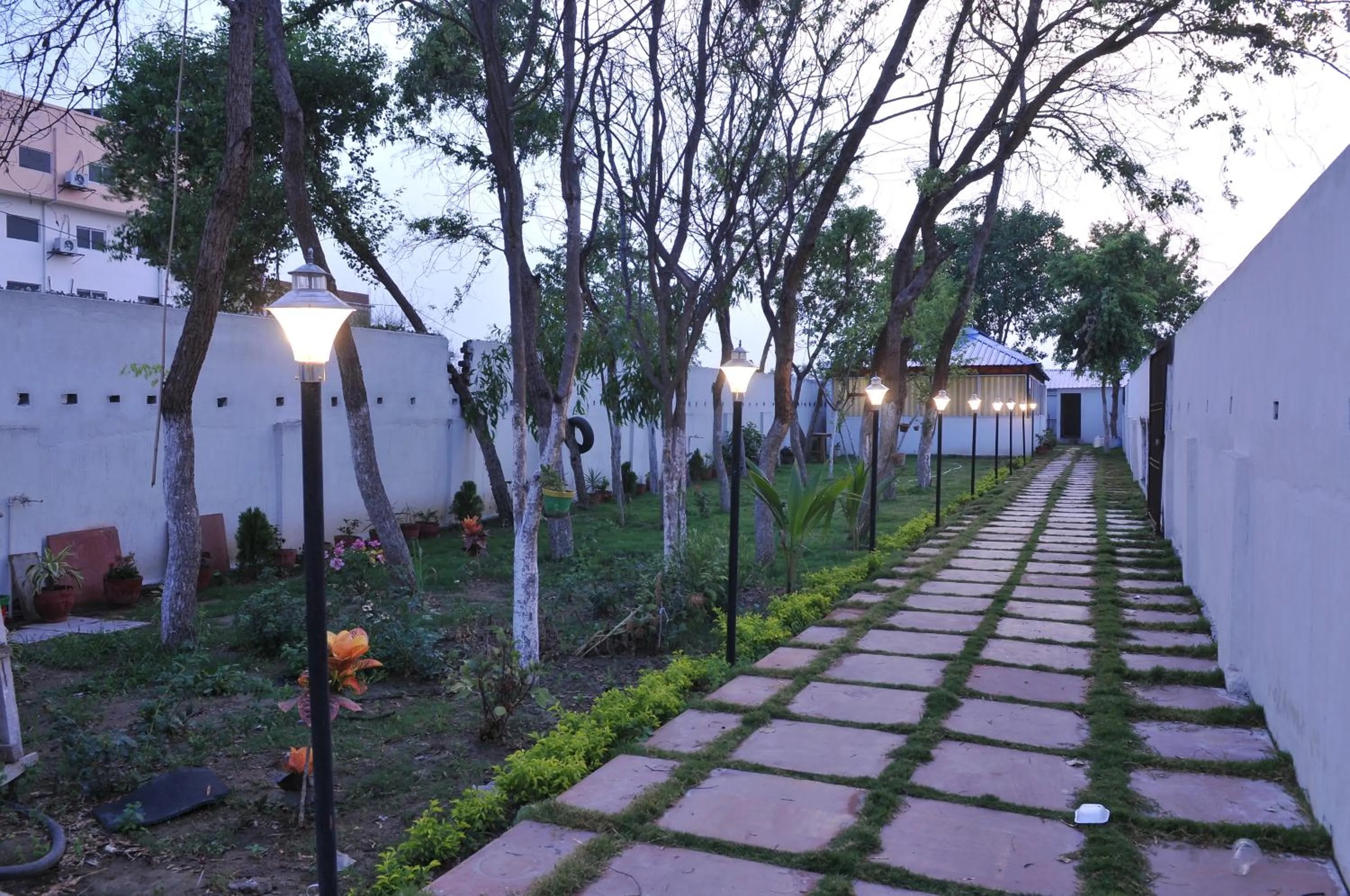 Garden in New Hotel Shiva