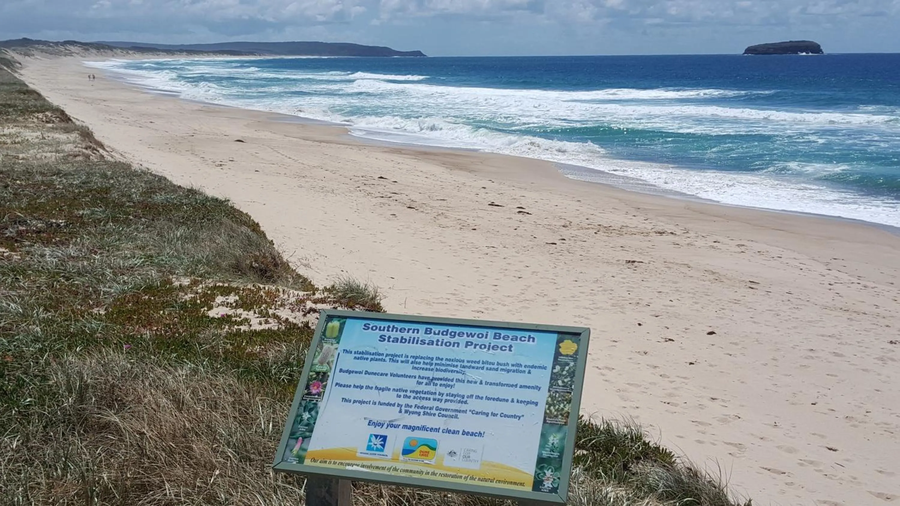 Beach in Hibiscus Lakeside Motel