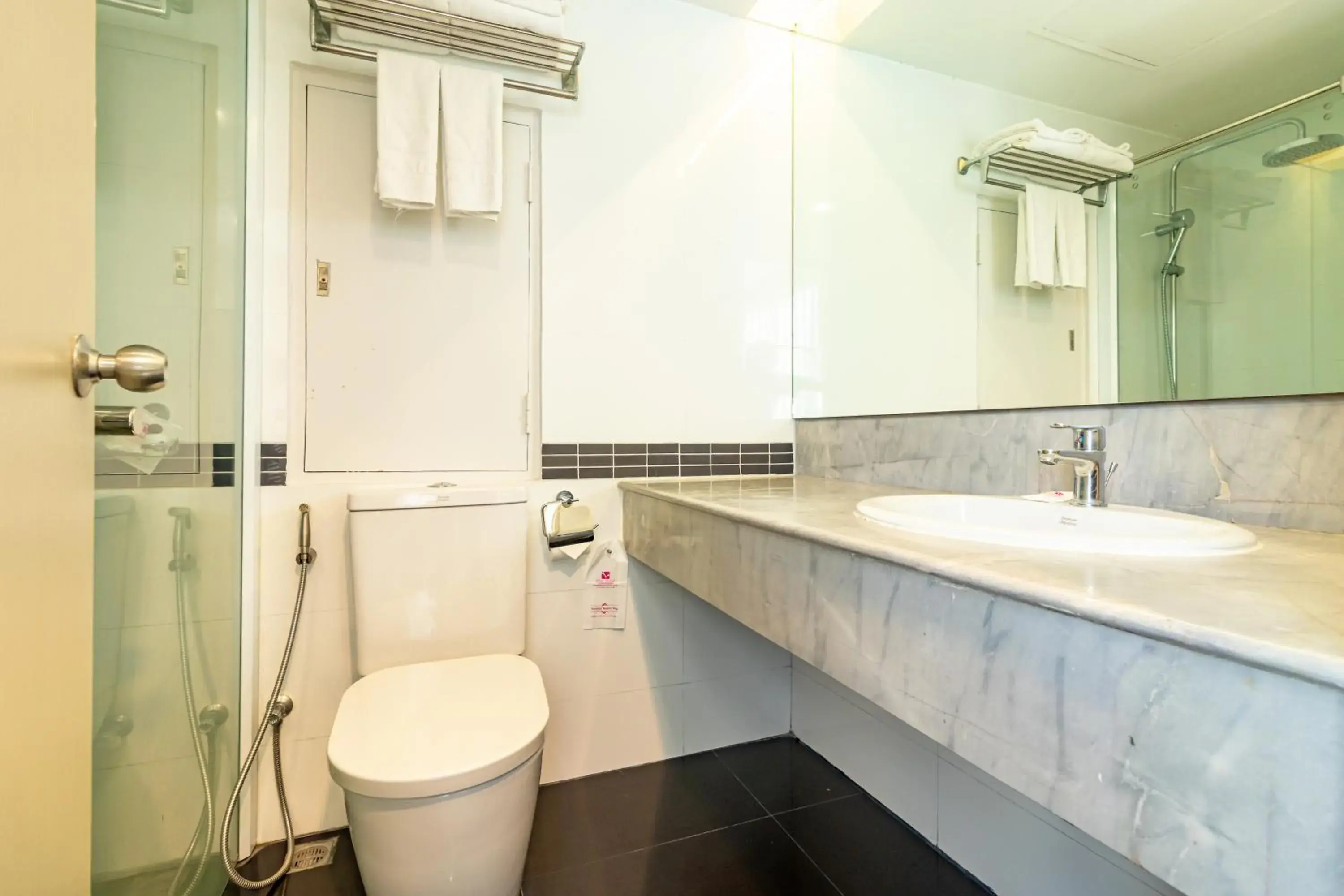 Standard Twin Room in Viva Hotel Songkhla Standard Twin Room in Viva Hotel Songkhla