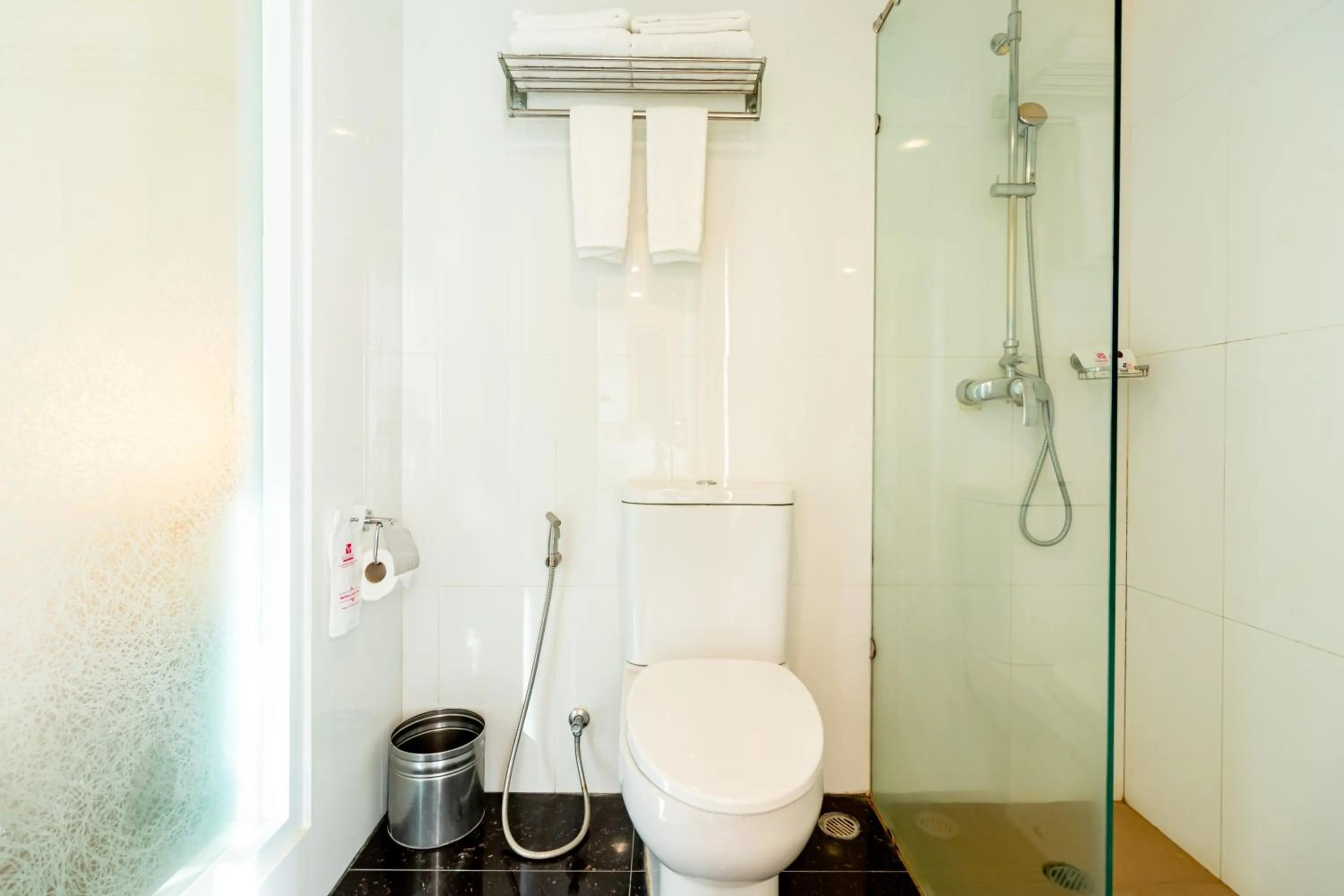 Bathroom in Viva Hotel Songkhla