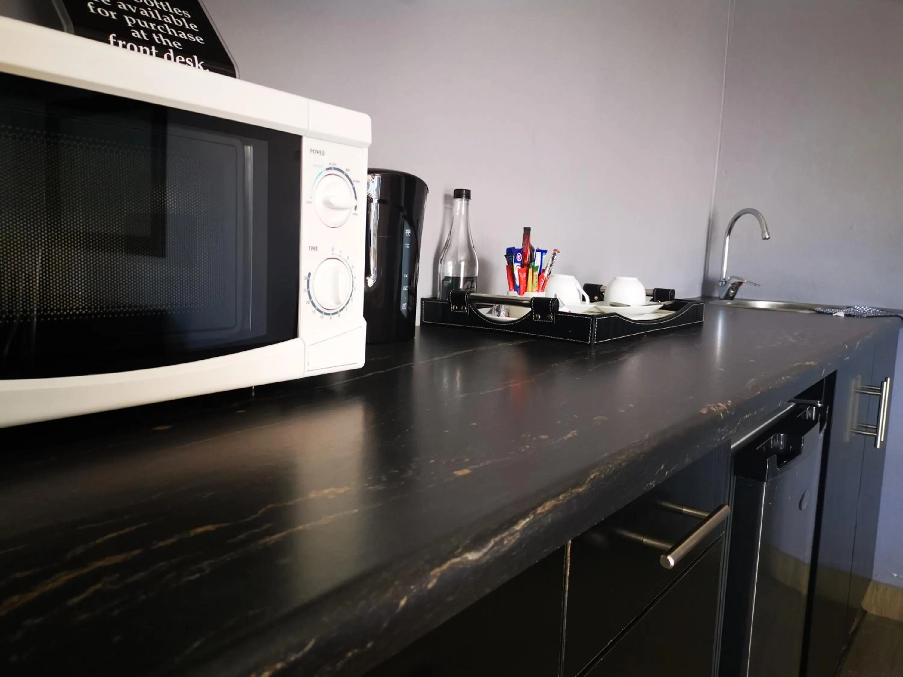 Kitchen or kitchenette in The Green Olive Guesthouse