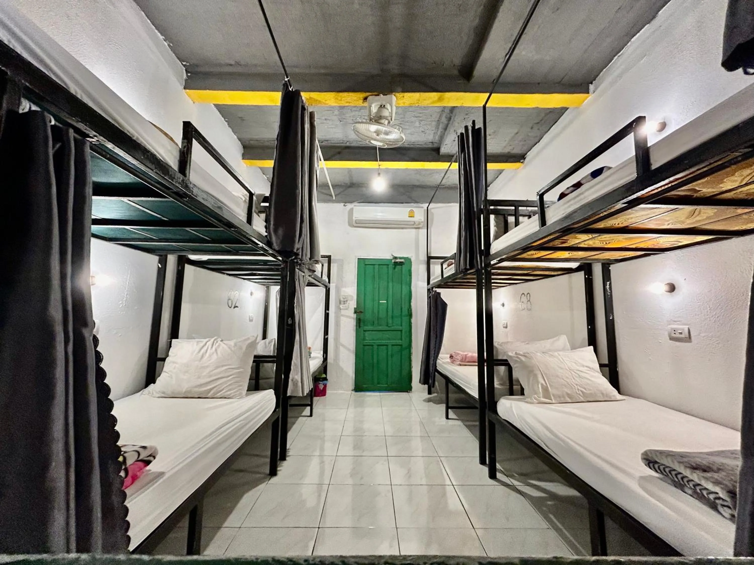 bunk bed, Bed in Vangvieng Rock Backpacker Rooftop Hostel