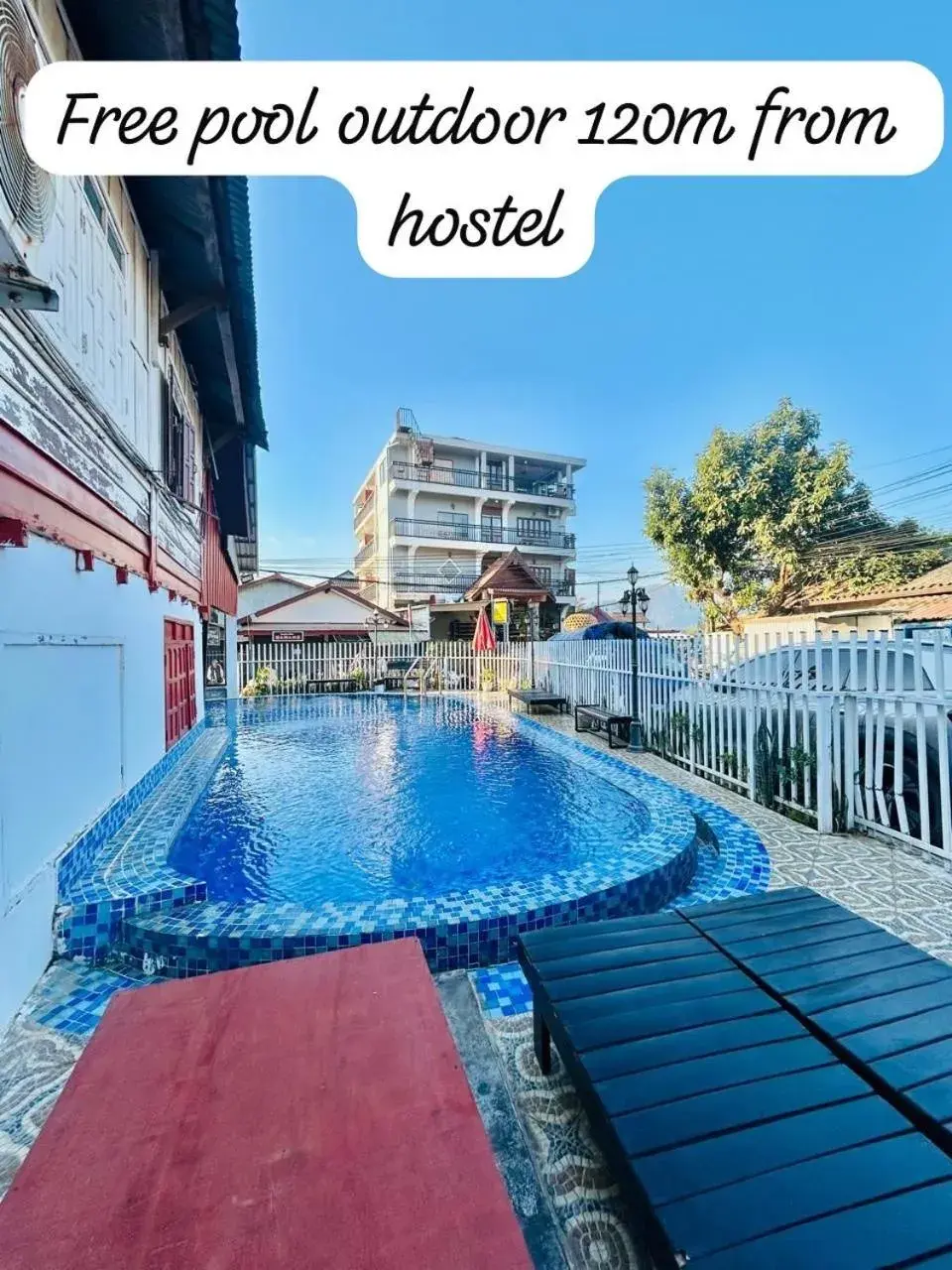 Swimming pool in Vang Vieng Rock Backpacker Hostel Swimming pool in Vang Vieng Rock Backpacker Hostel