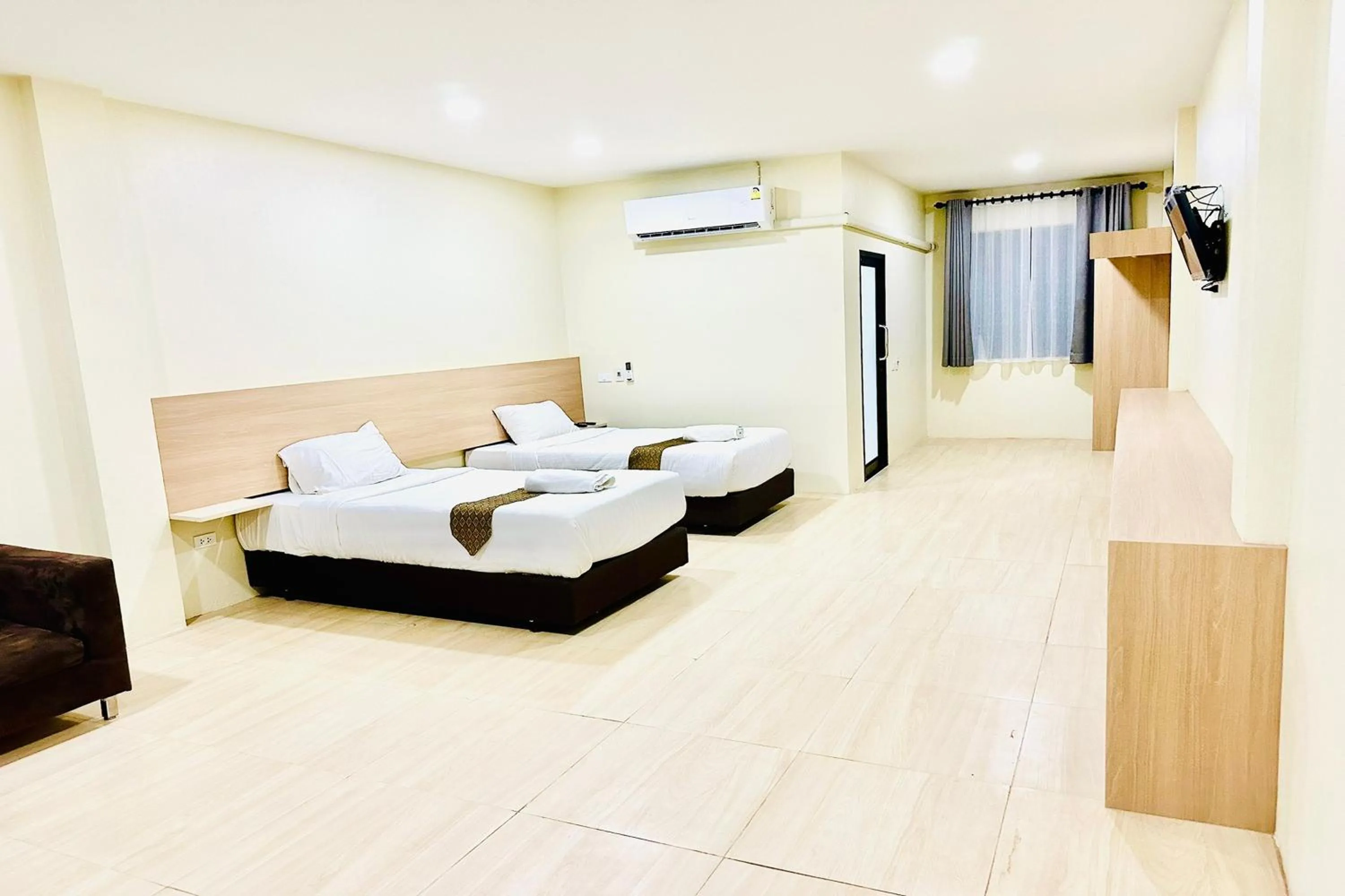 Bed in Lampang Green Garden Resort