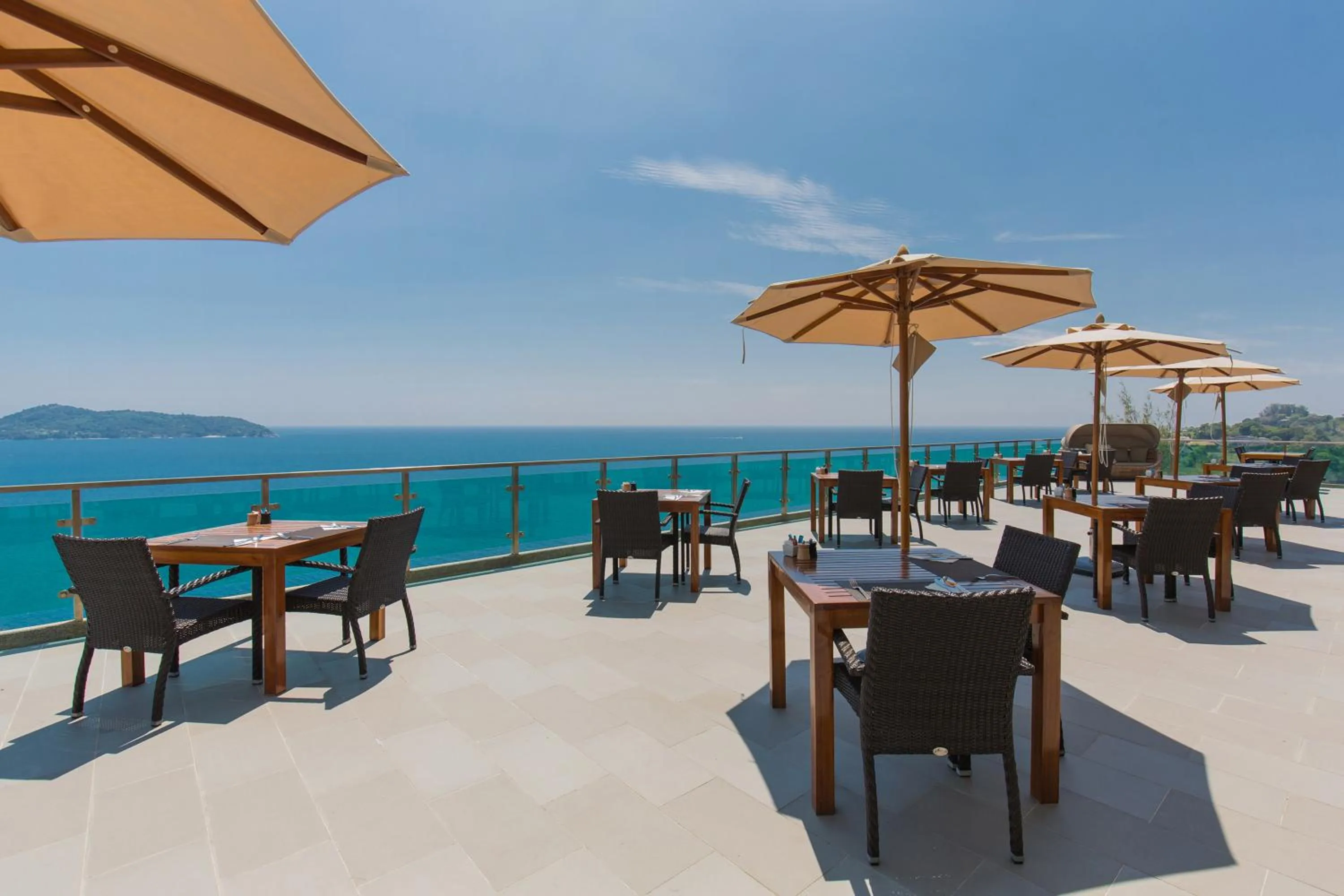 Restaurant/places to eat in Wyndham Grand Phuket Kalim Bay