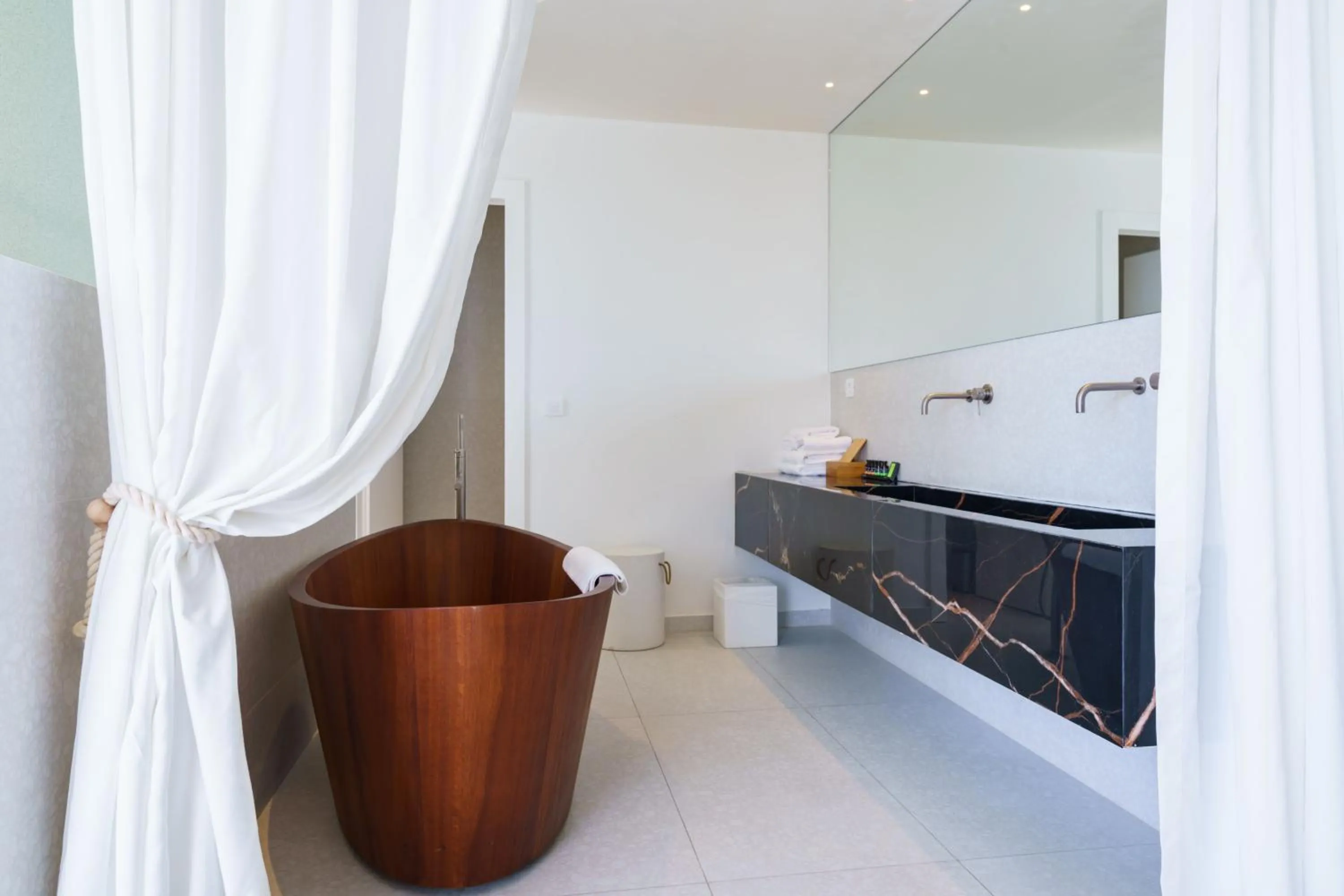 Bathroom in Mykonos Dove Beachfront Hotel