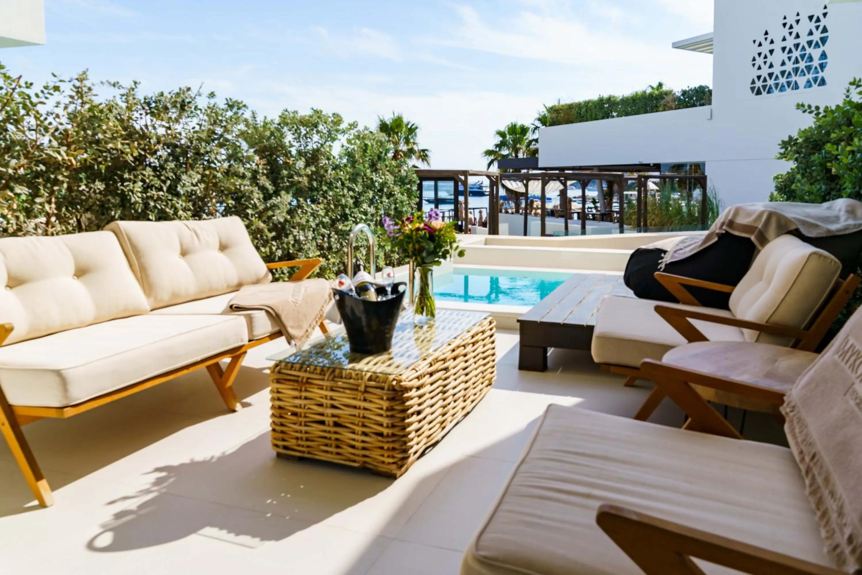Balcony/Terrace in Mykonos Dove Beachfront Hotel