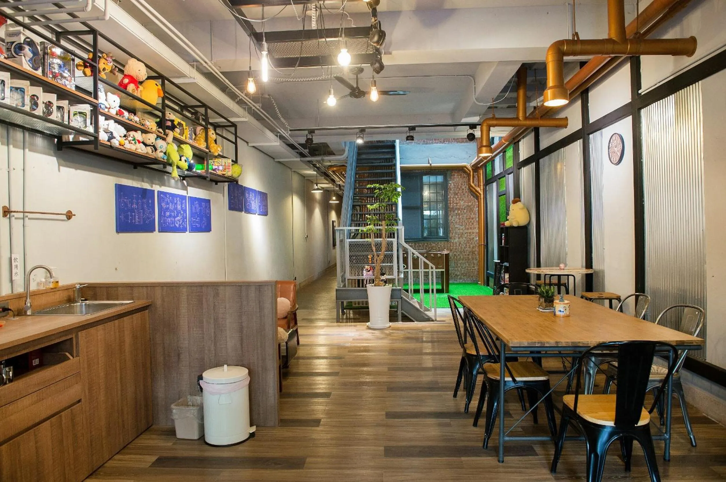 Communal lounge/ TV room in The Brick