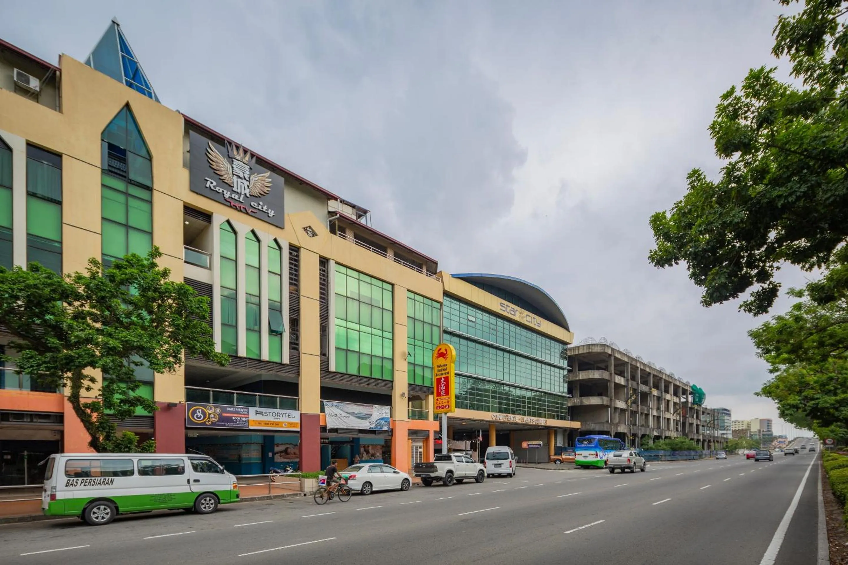Facade/entrance in Hotel O Storytel