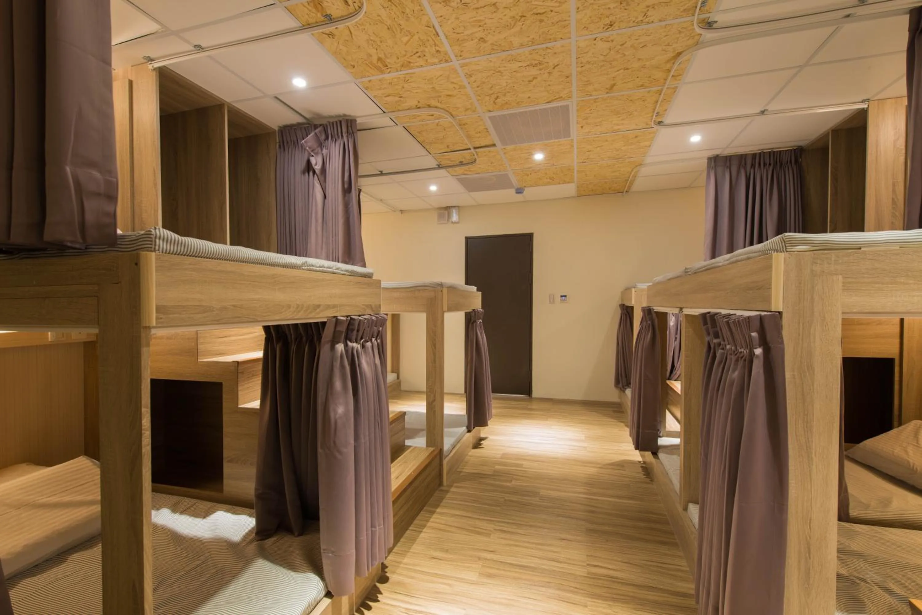 Photo of the whole room, Bed in Hostel Jiizu