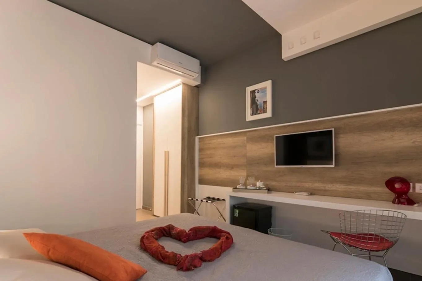 Photo of the whole room, Bed in In Centro B&B