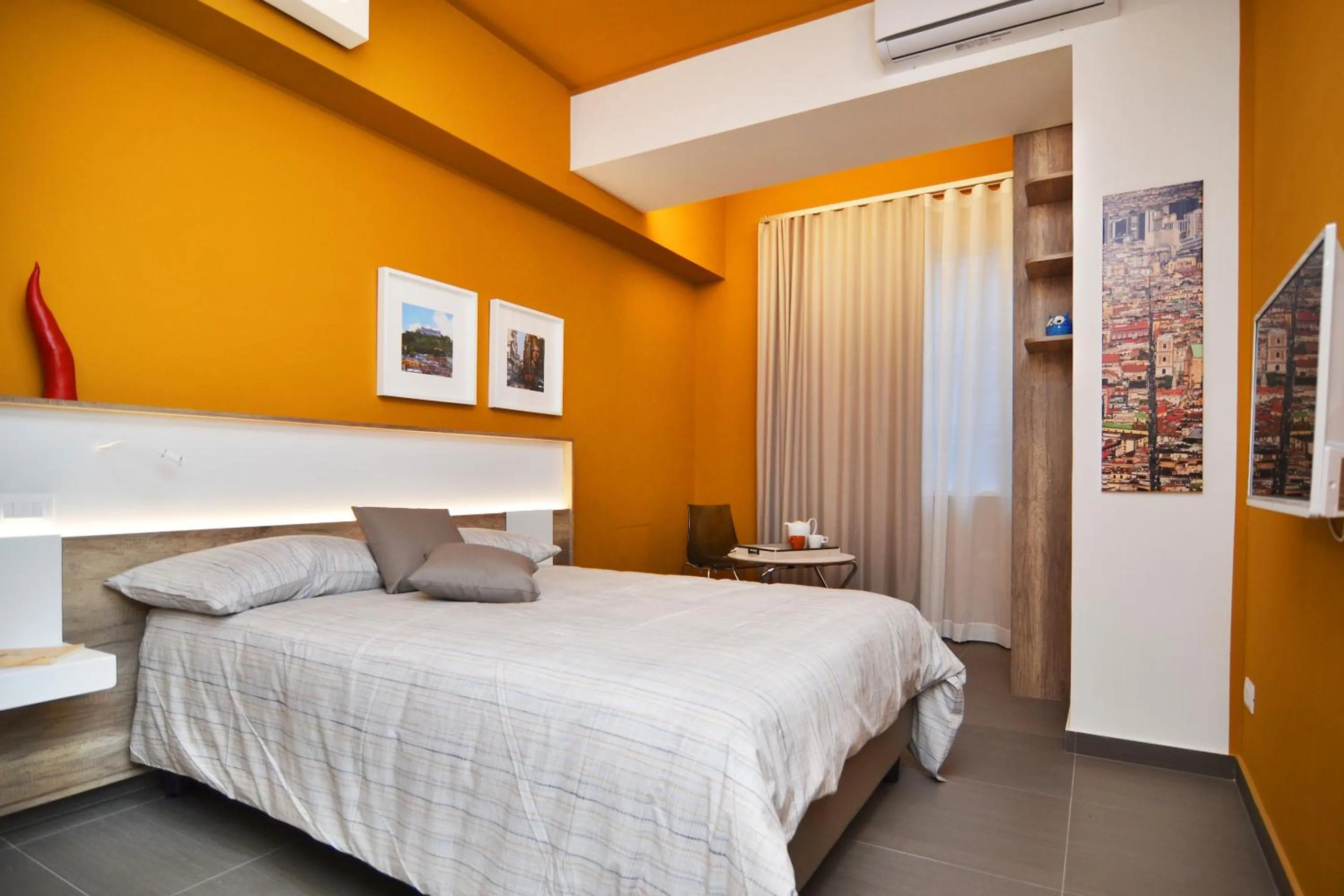 Photo of the whole room, Bed in In Centro B&B