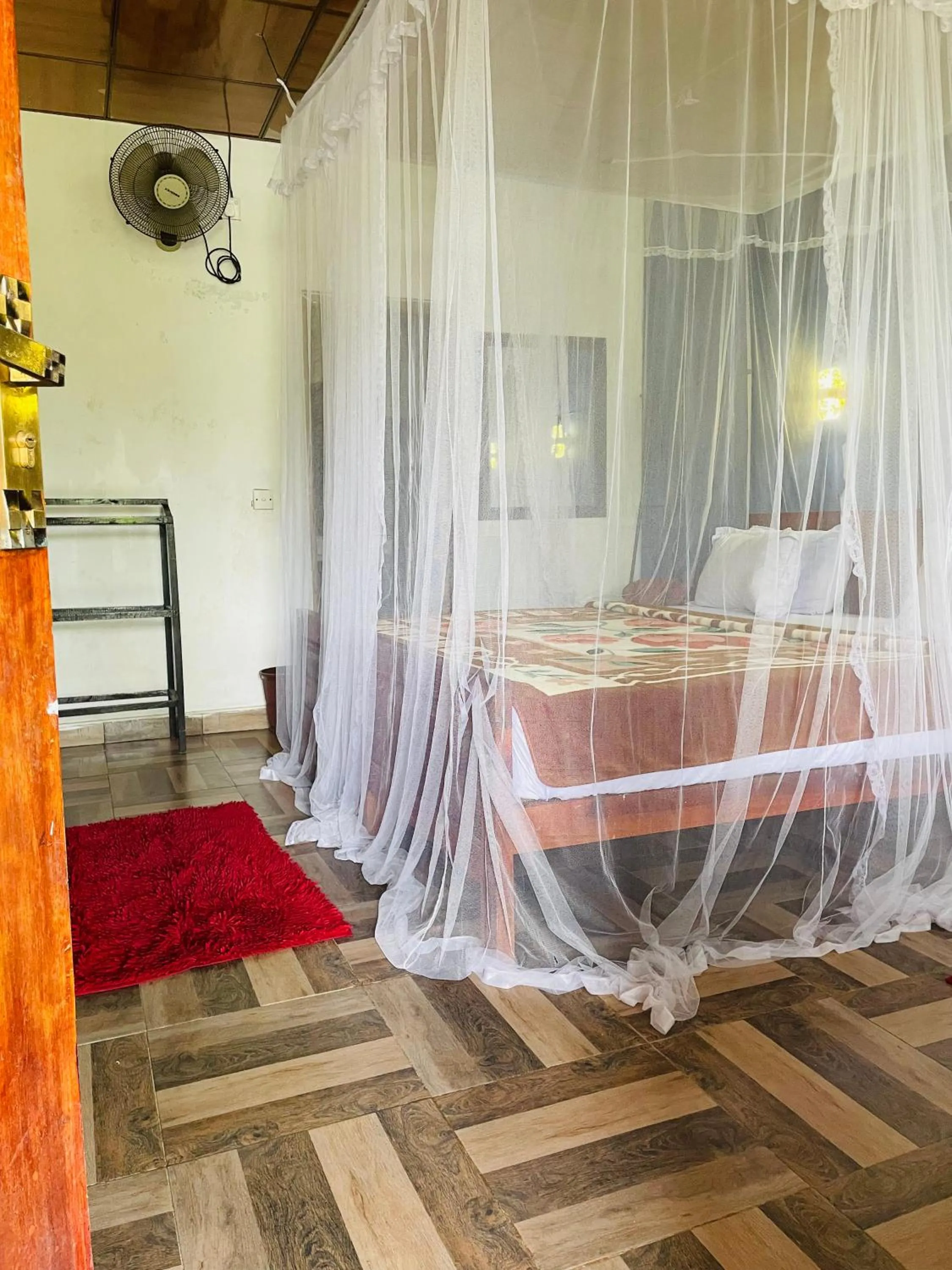 Bed in The Horizon Root Inn