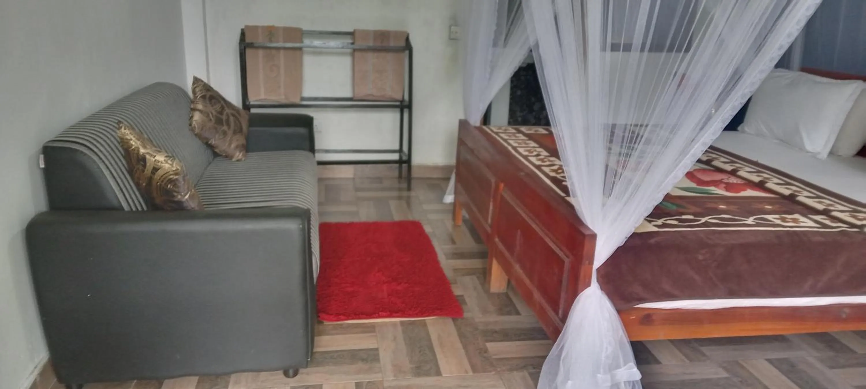 Bed in The Horizon Root Inn