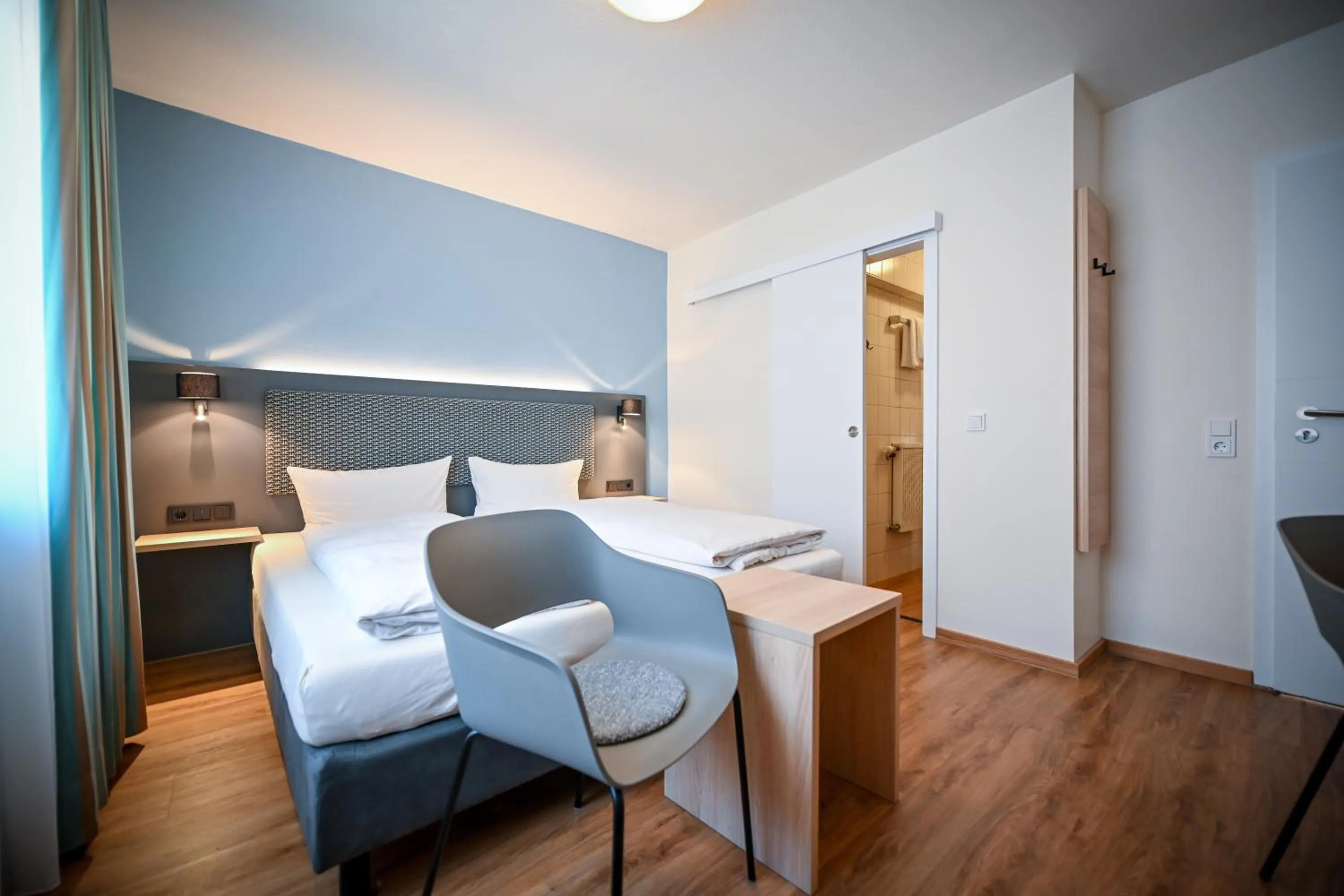 Bed in Hotel Mainblick Garni