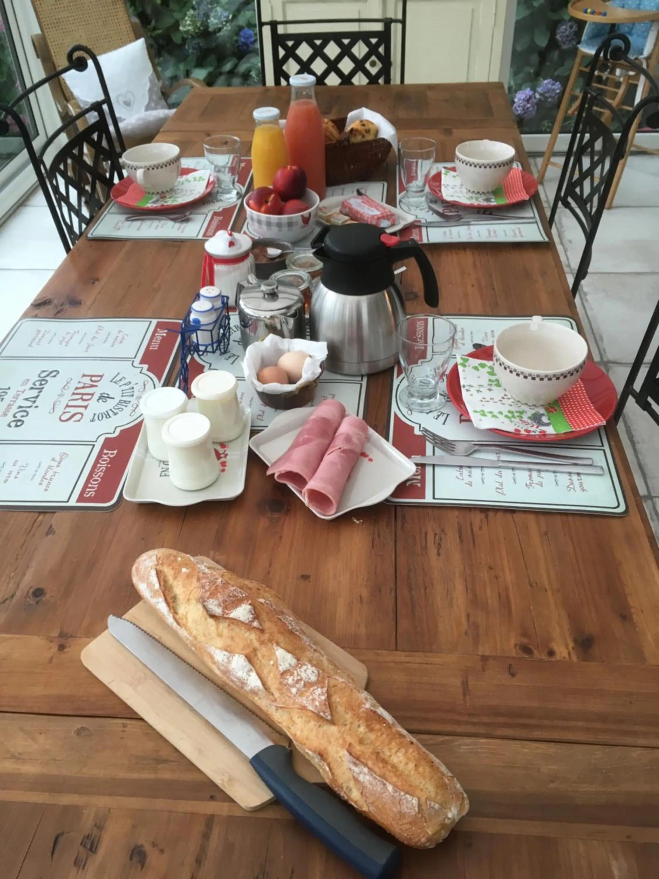 Food and drinks in Relais des Chaux