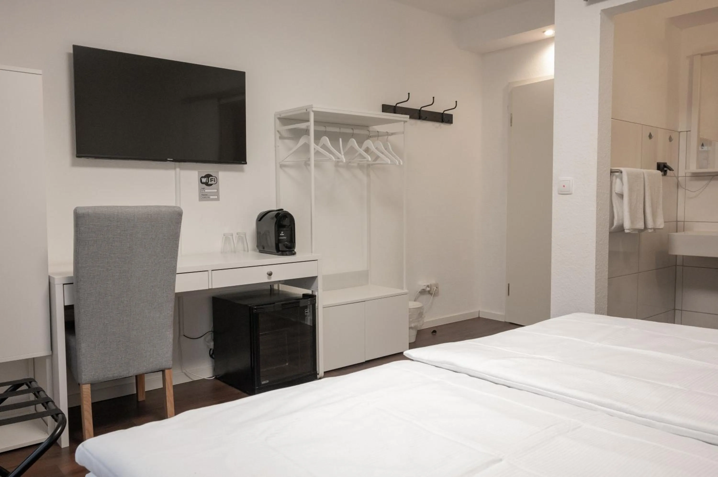 Photo of the whole room, Bed in Hotel Teatro