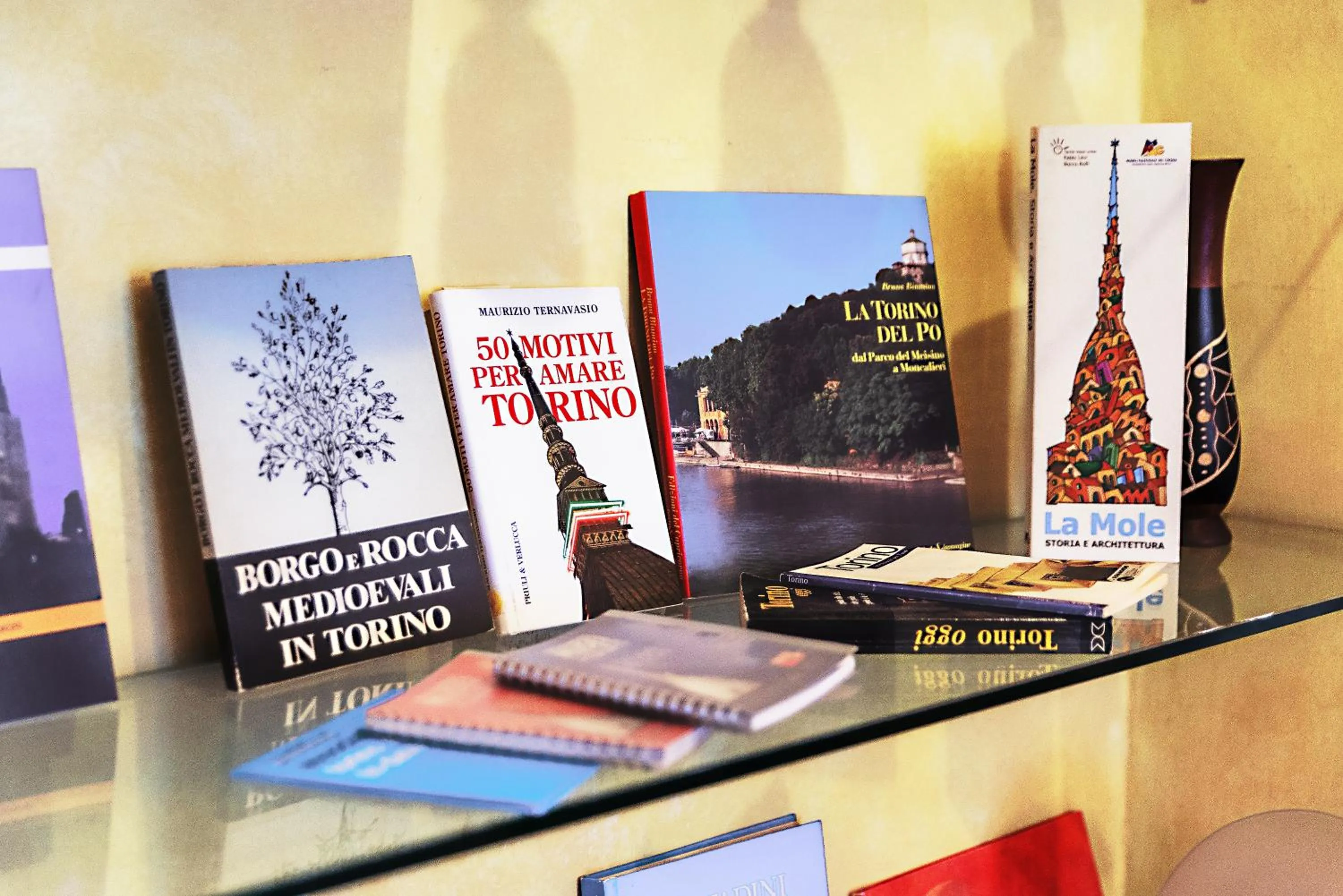 Communal lounge/ TV room in Casa Crema - Stazione Porta Susa - Torino centro