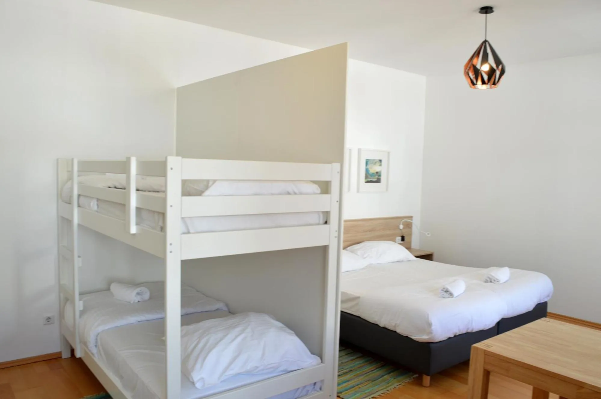 Bed in Metro Apartments Vienna