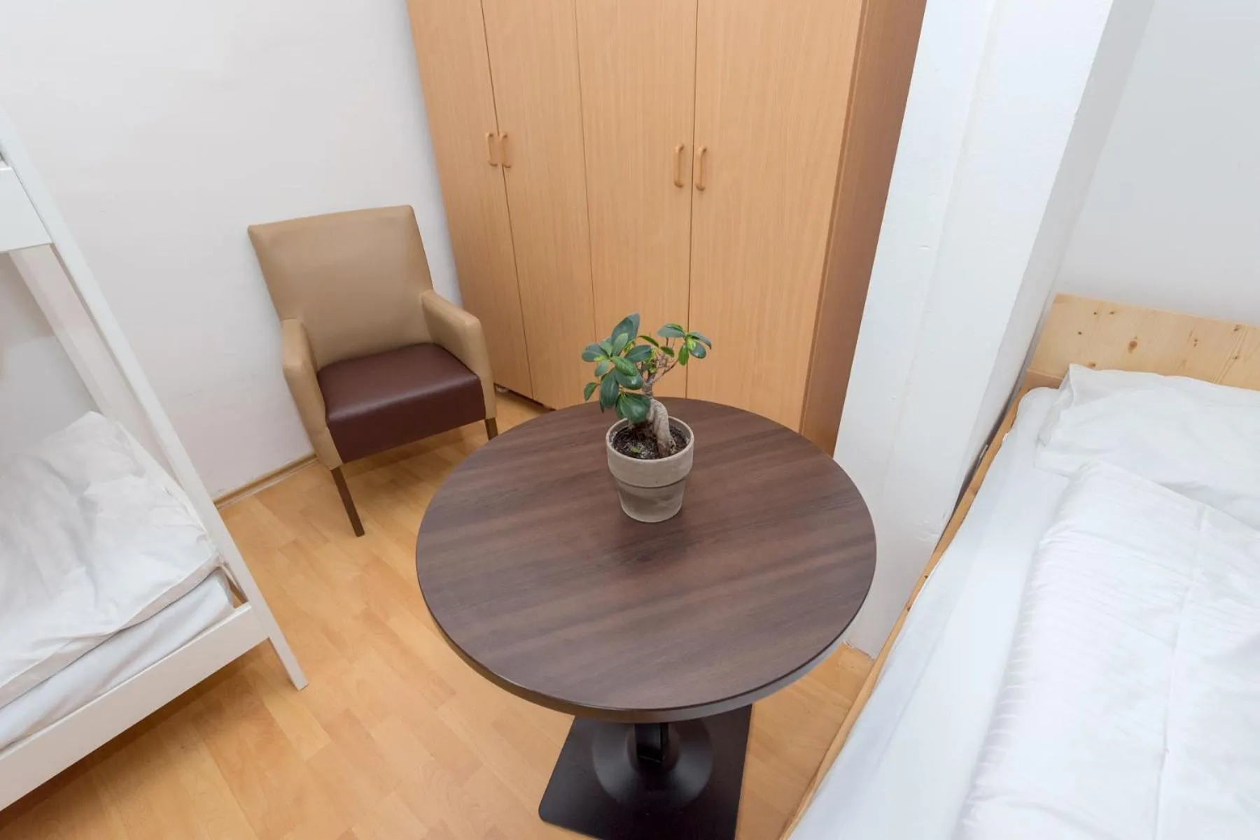 Bed in Metro Apartments Vienna