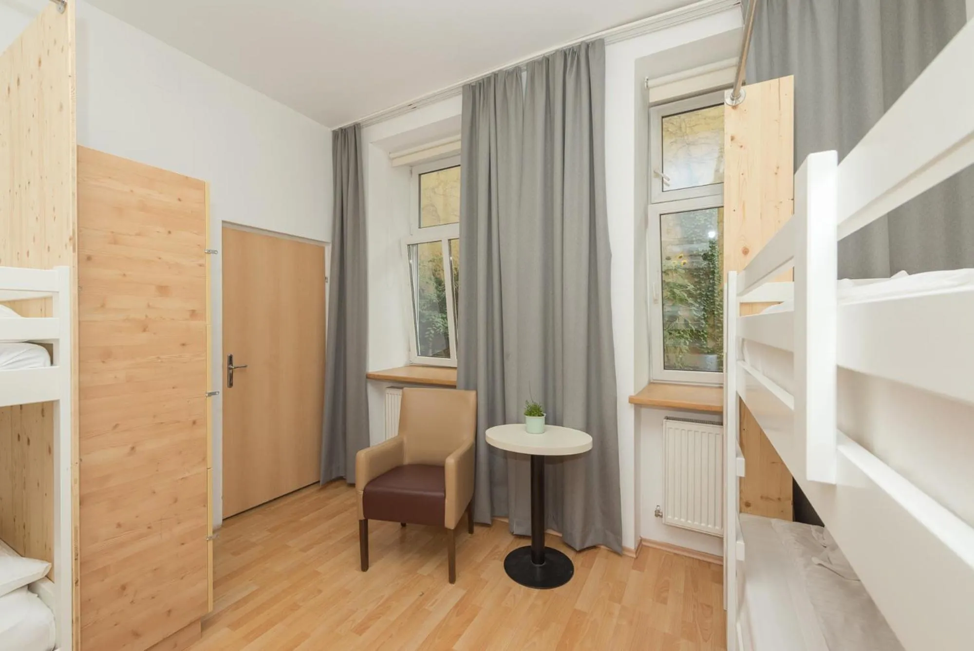 Bed in Metro Apartments Vienna