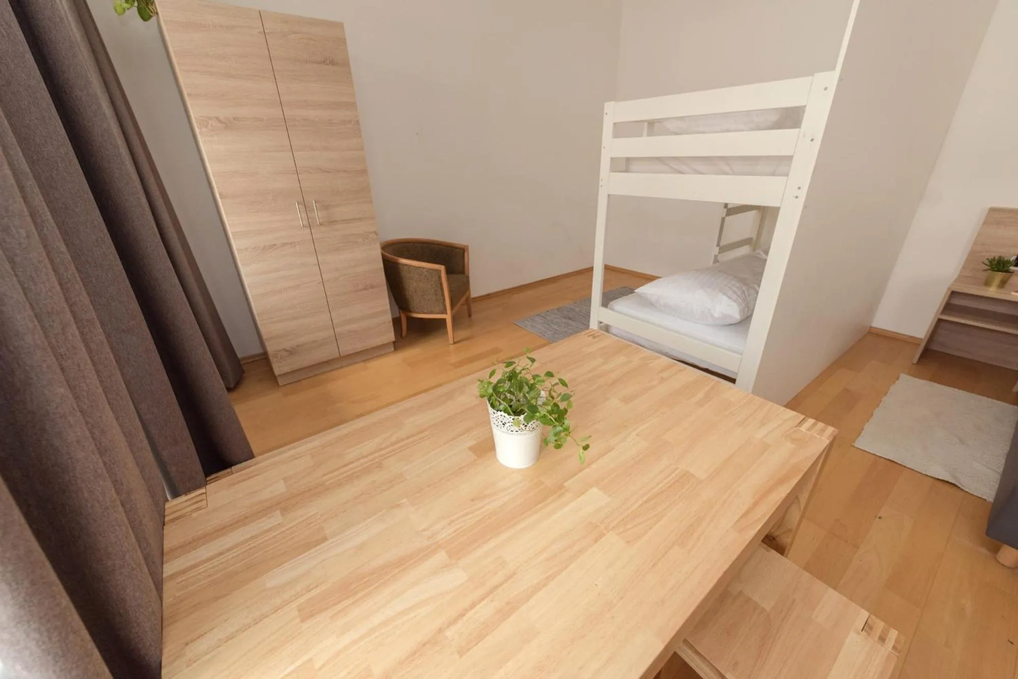 Bed in Metro Apartments Vienna