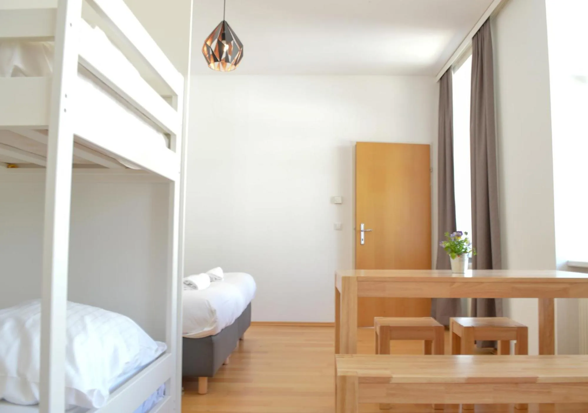 Bed in Metro Apartments Vienna