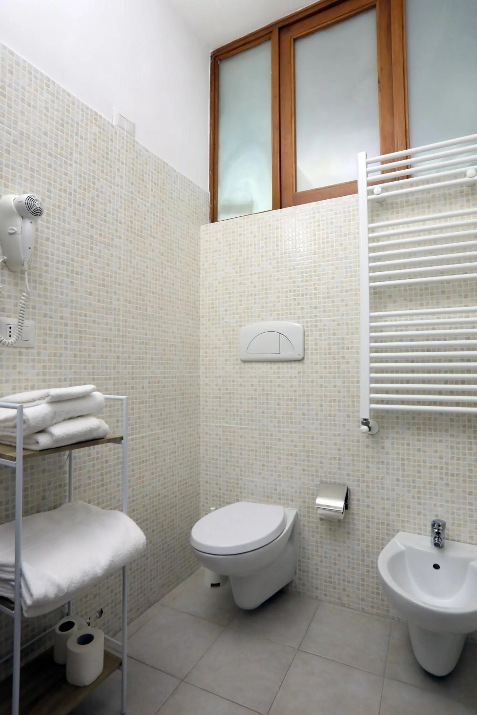 Shower in Primo Piano Guesthouse - Bari Policlinico