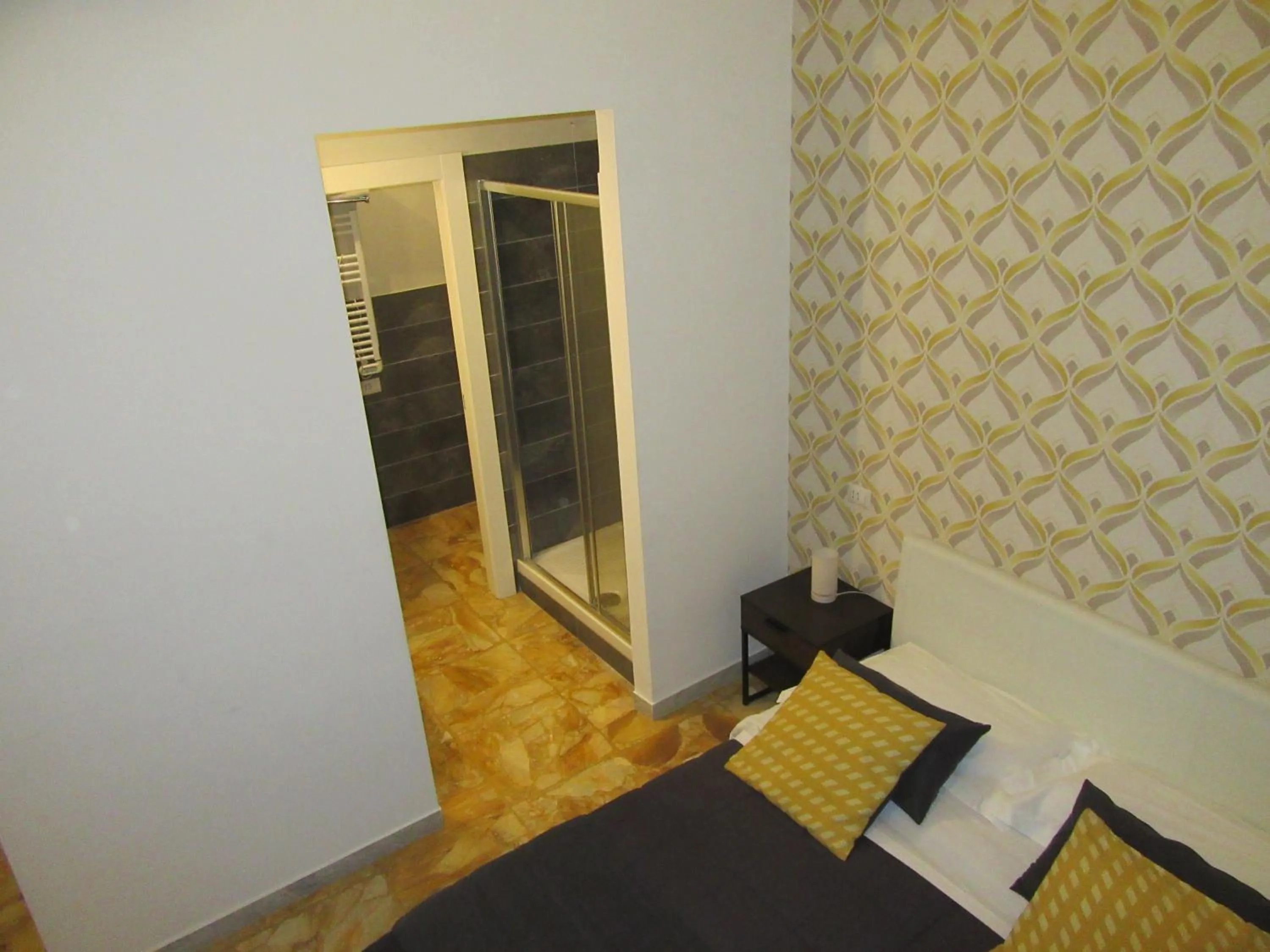 Photo of the whole room, Bed in B&B Rettifilo