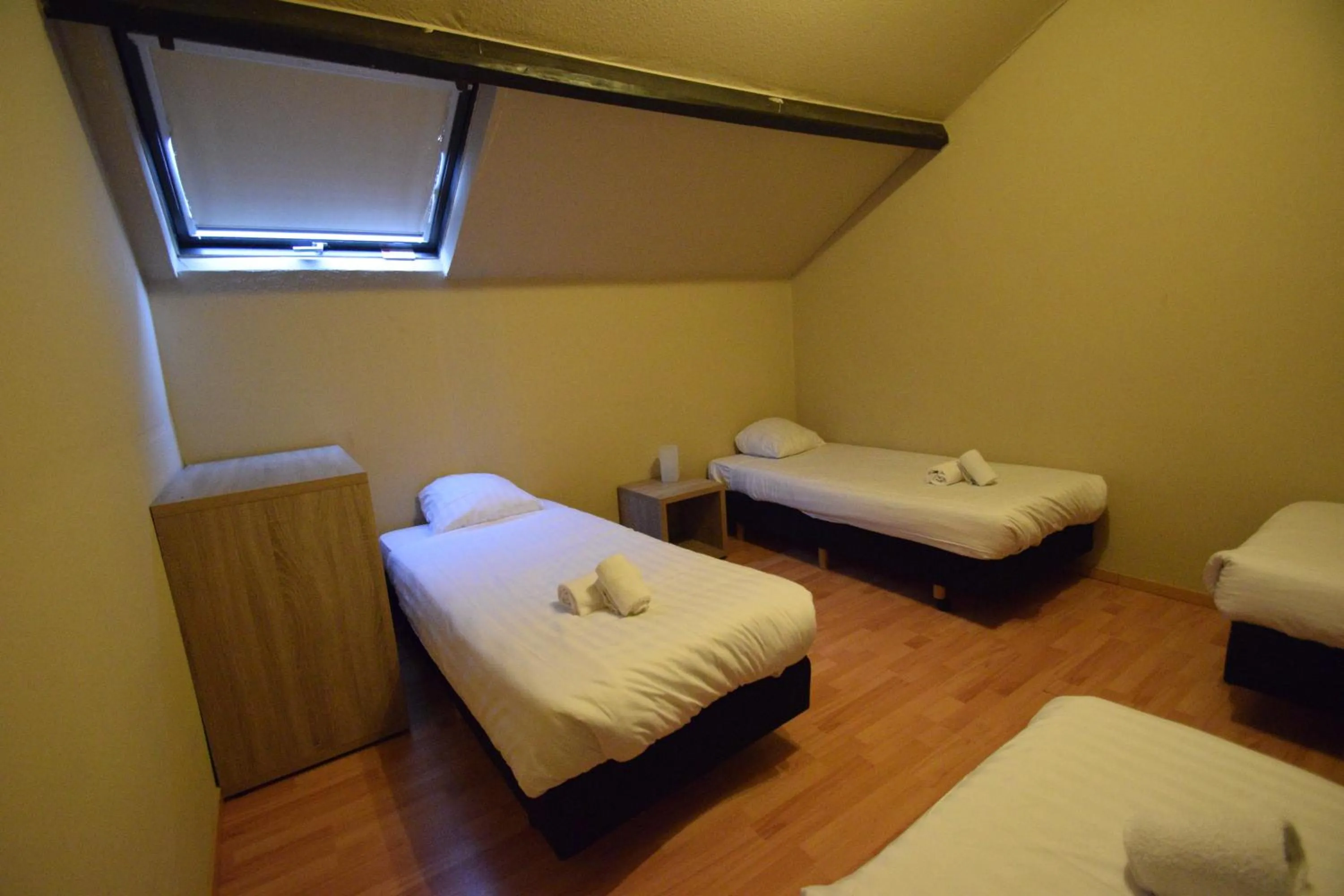 Bed in Condo Gardens Leuven