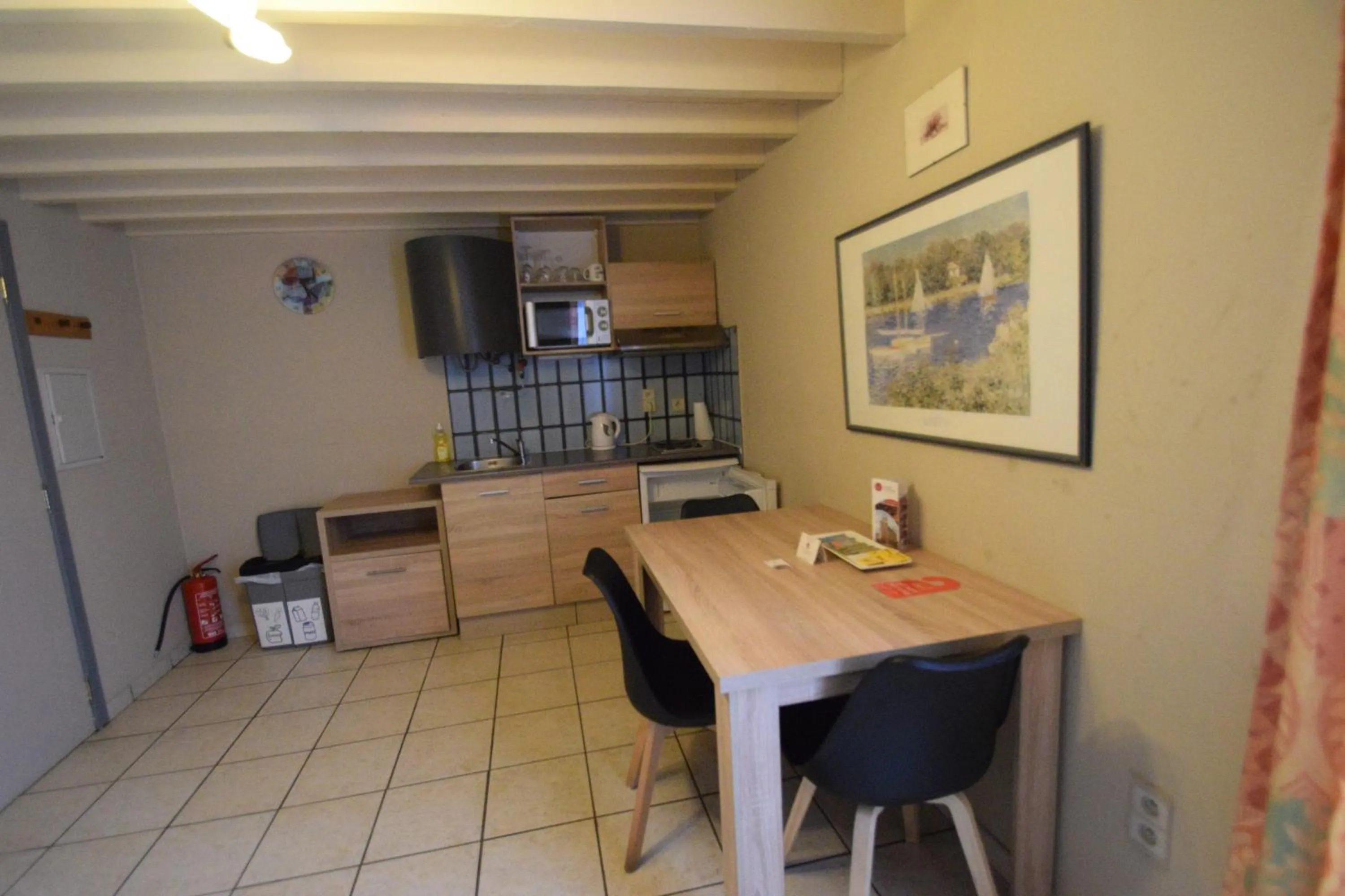 Kitchen or kitchenette in Condo Gardens Leuven