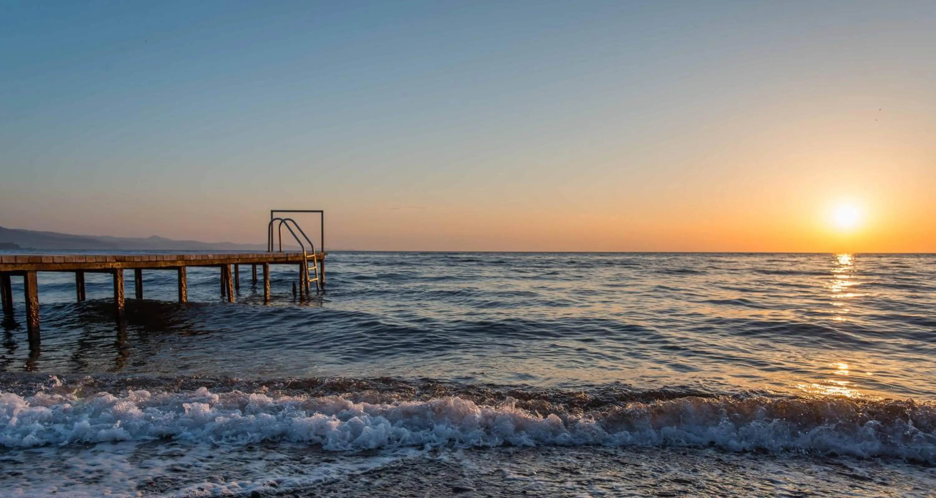 Beach in Delfinia Hotel & Bungalows