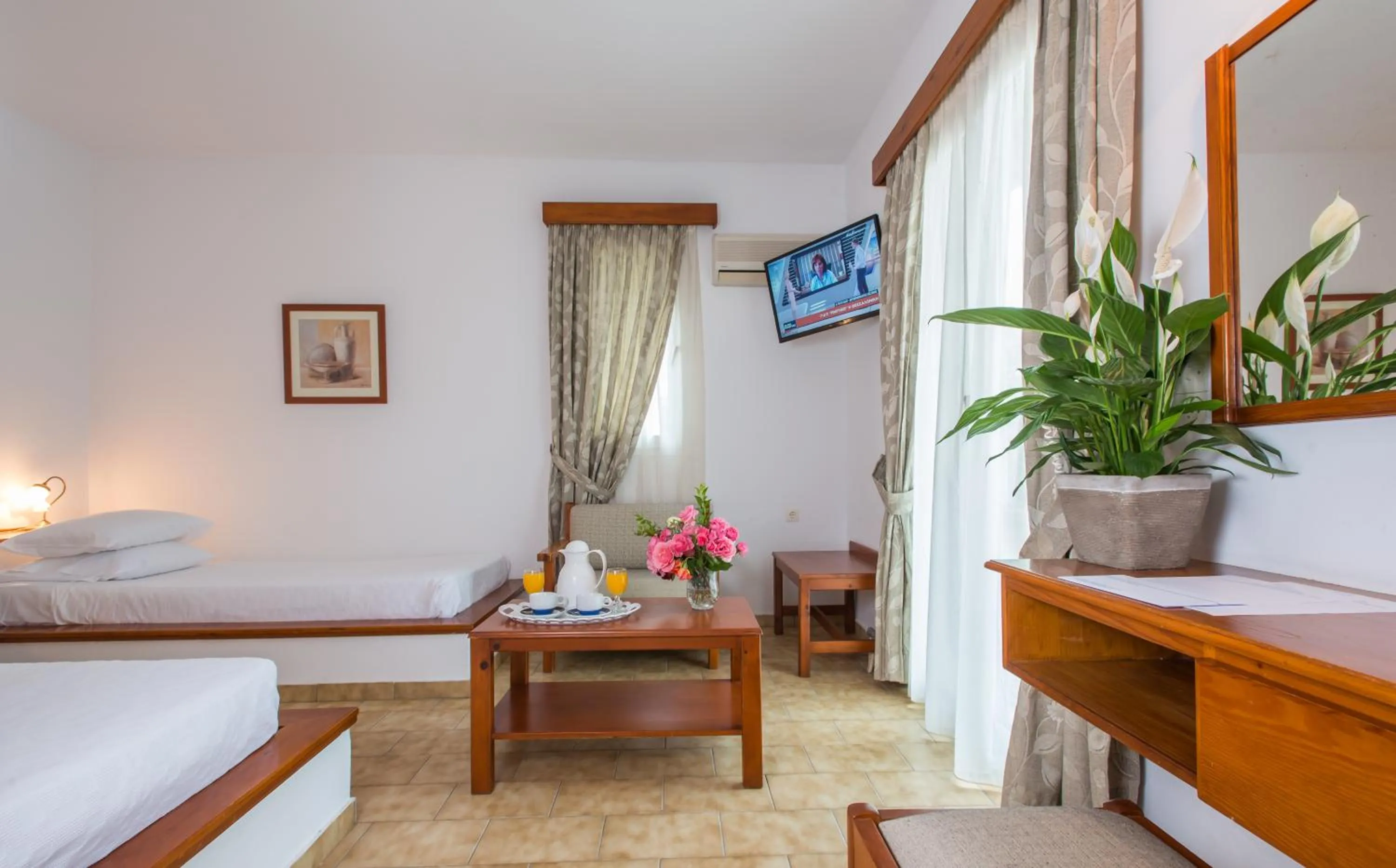 Photo of the whole room in Delfinia Hotel & Bungalows