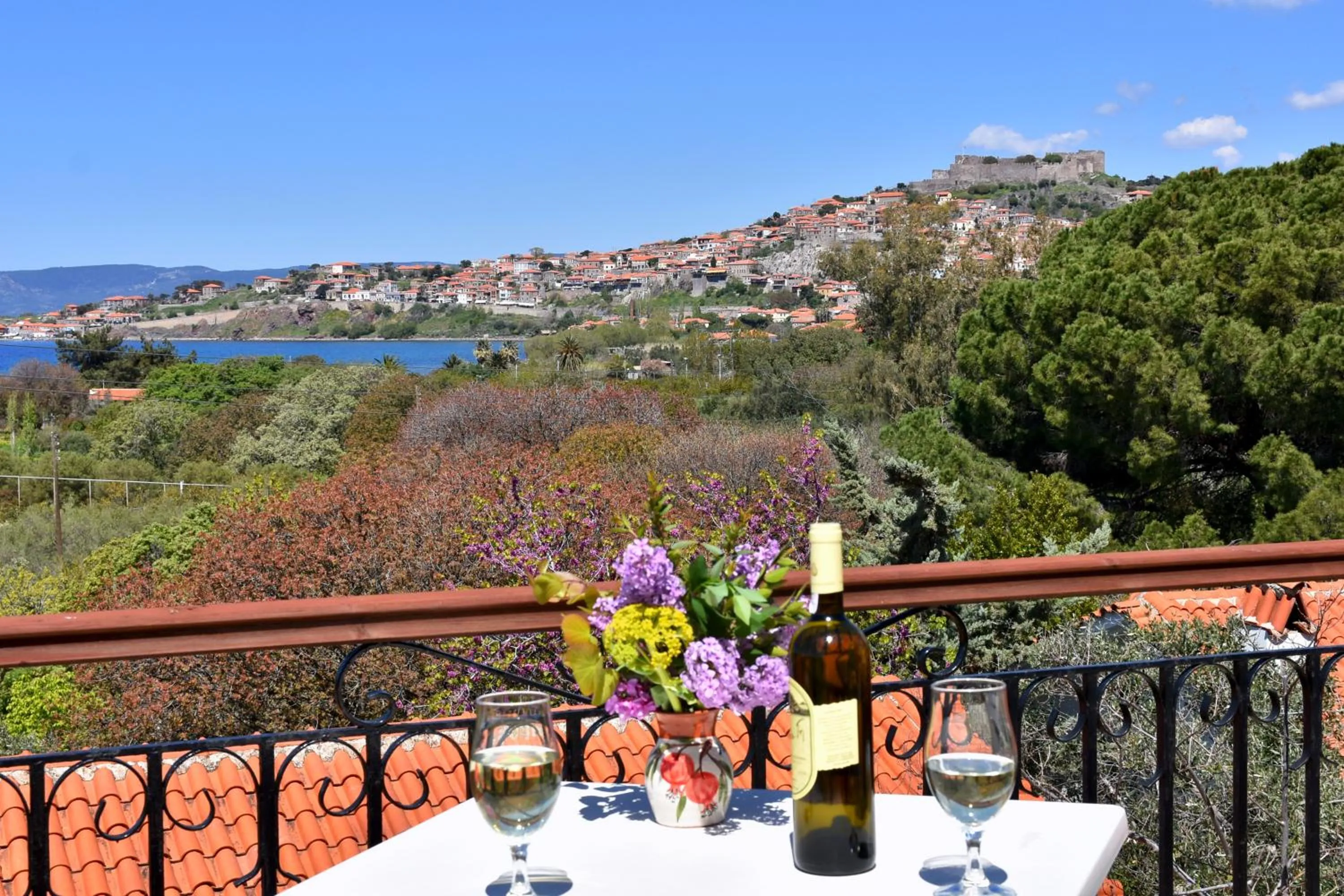 Spring in Delfinia Hotel & Bungalows