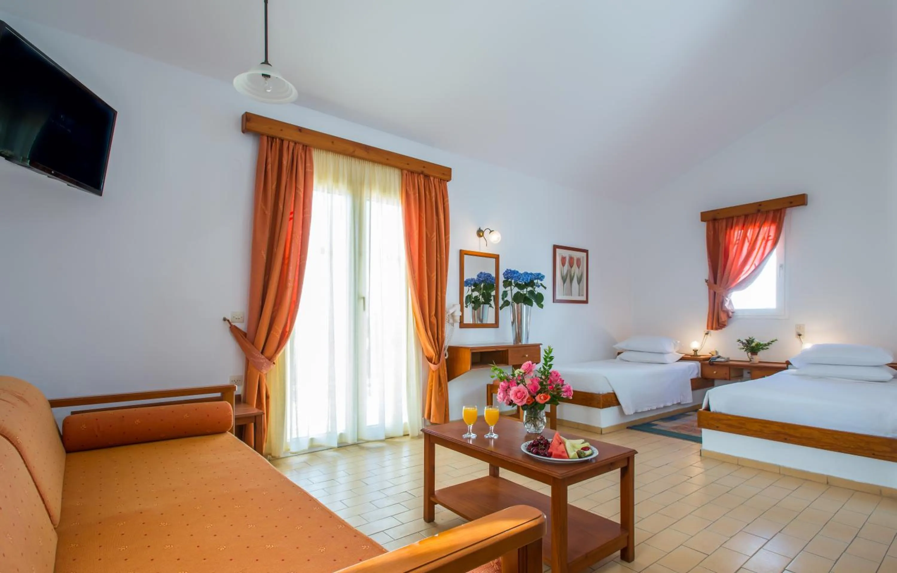 Photo of the whole room in Delfinia Hotel & Bungalows