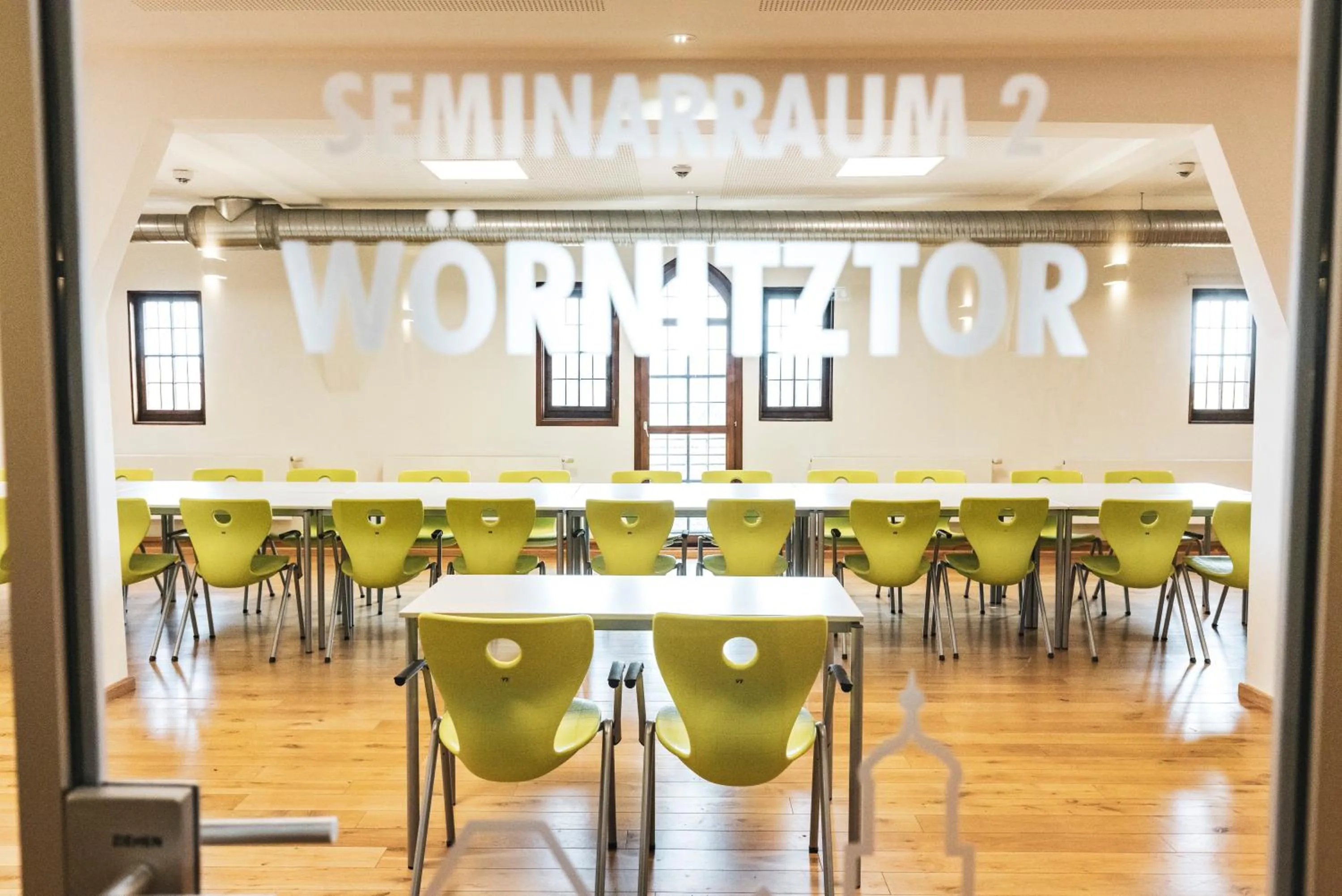 Meeting/conference room in Jugendherberge Dinkelsbühl - Youth Hostel