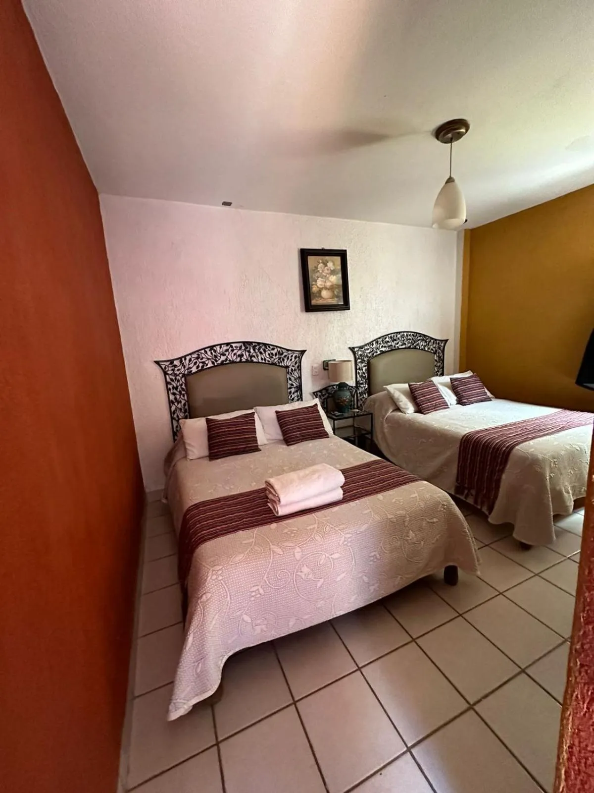 Bed in Hotel Tepeyac