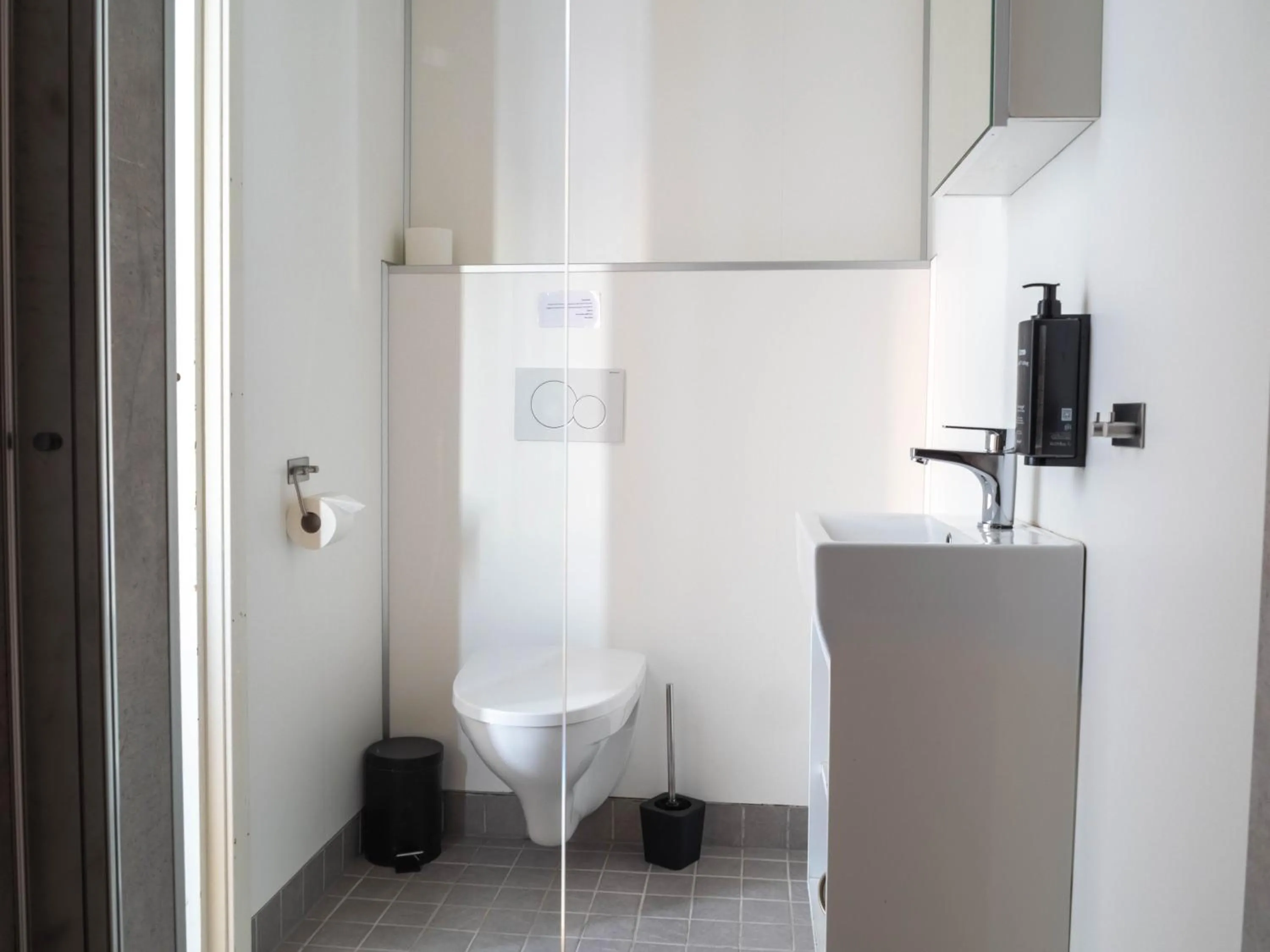 Bathroom in Lofoten Bed & Breakfast Reine - Rooms & Apartments