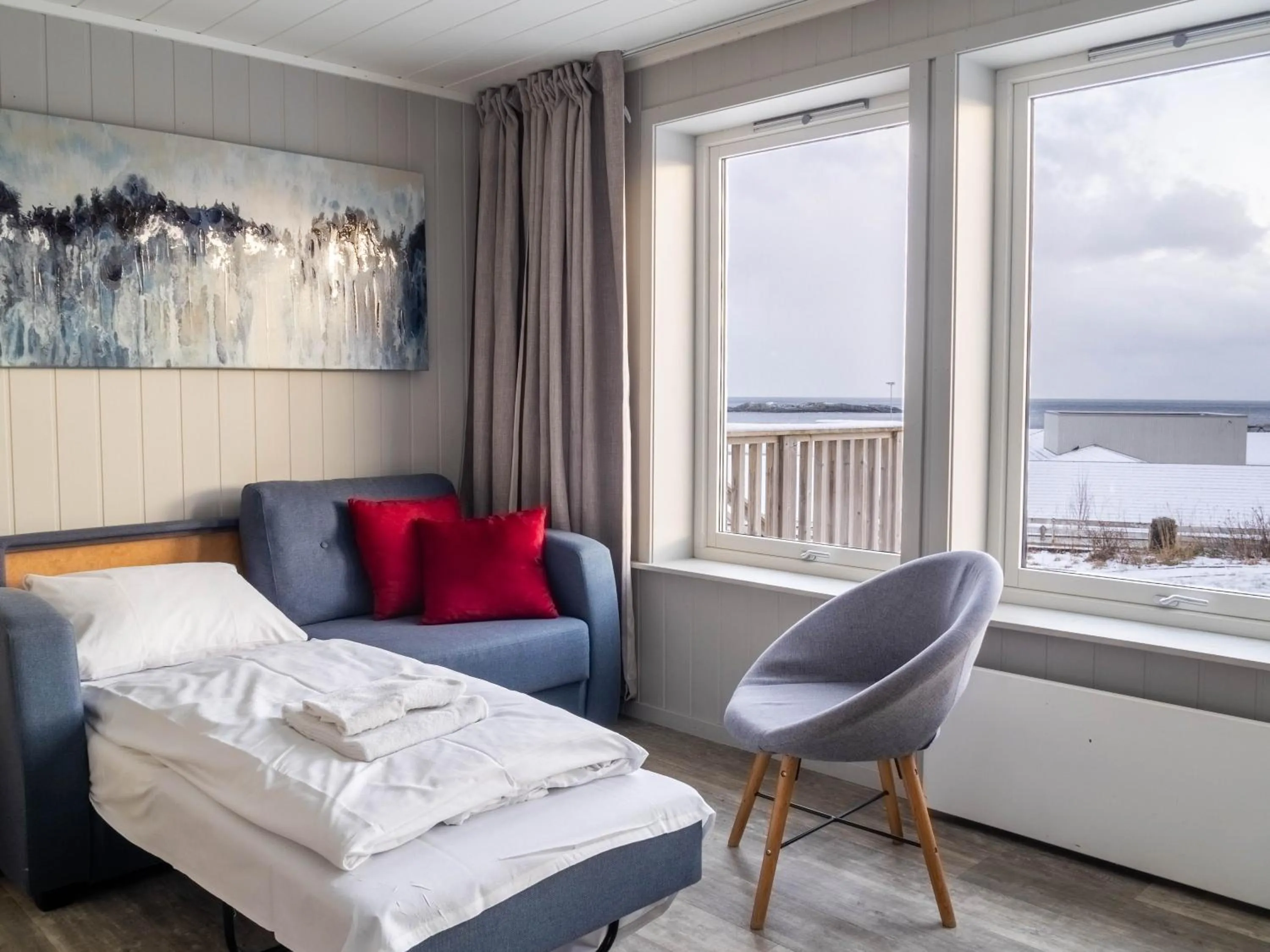 View (from property/room), Bed in Lofoten Bed & Breakfast Reine - Rooms & Apartments