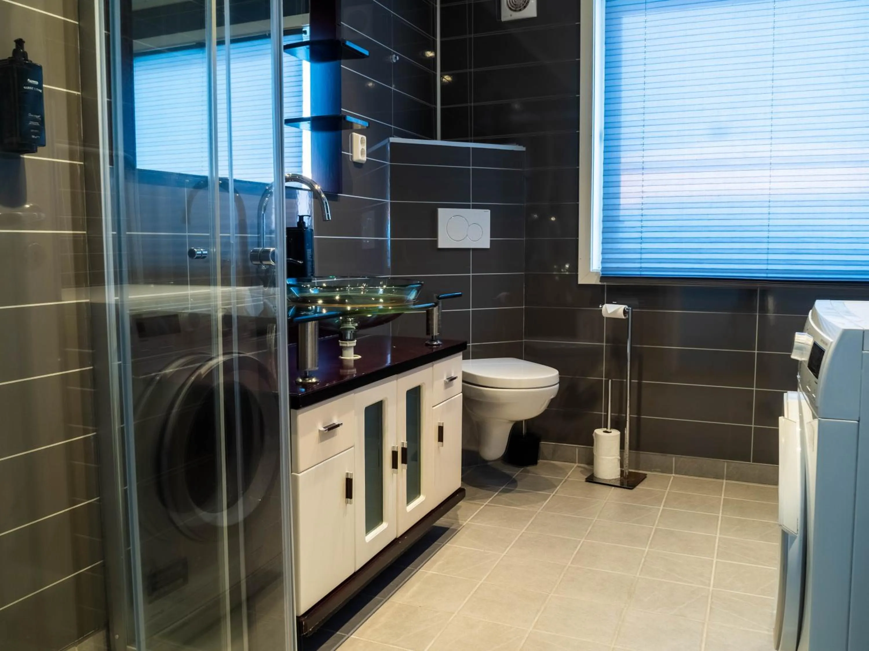 Shower in Lofoten Bed & Breakfast Reine - Rooms & Apartments